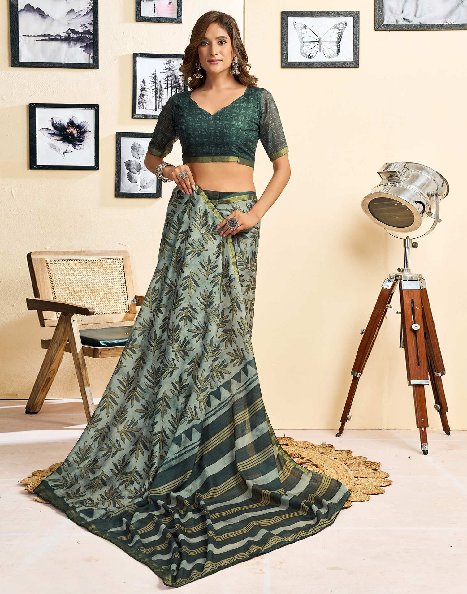Ready To Wear Grey Linen Printed Saree - Image 3