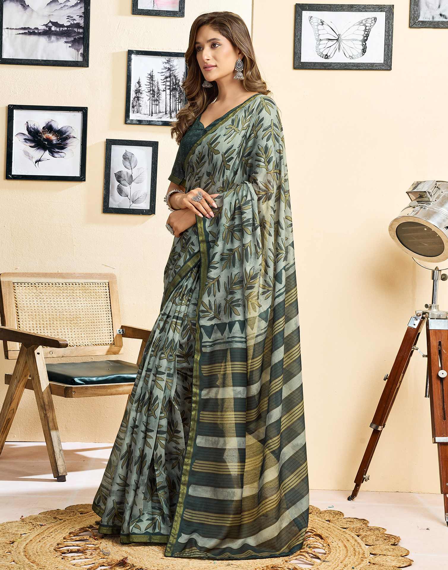 Ready To Wear Grey Linen Printed Saree - Image 6