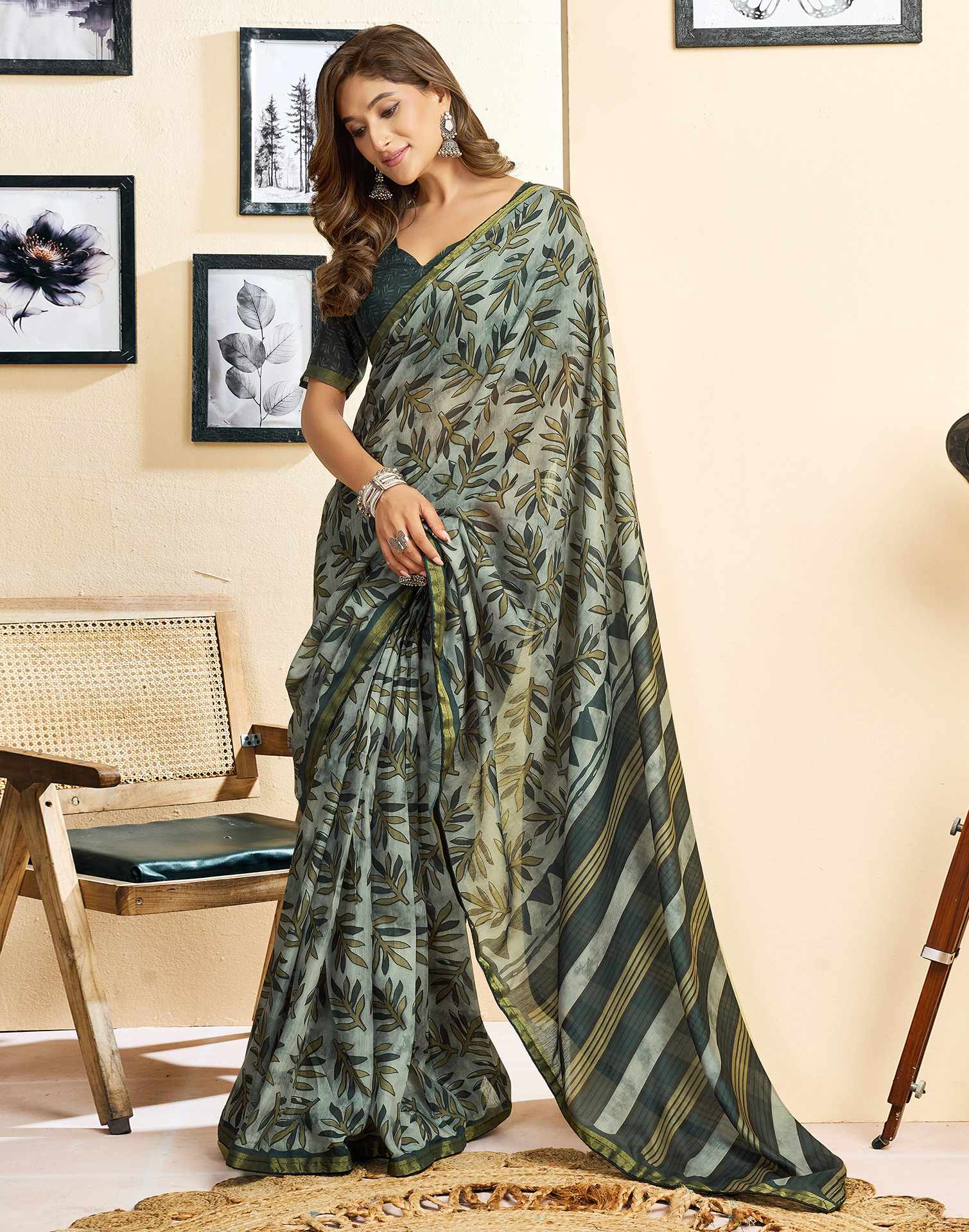Ready To Wear Grey Linen Printed Saree - Image 7