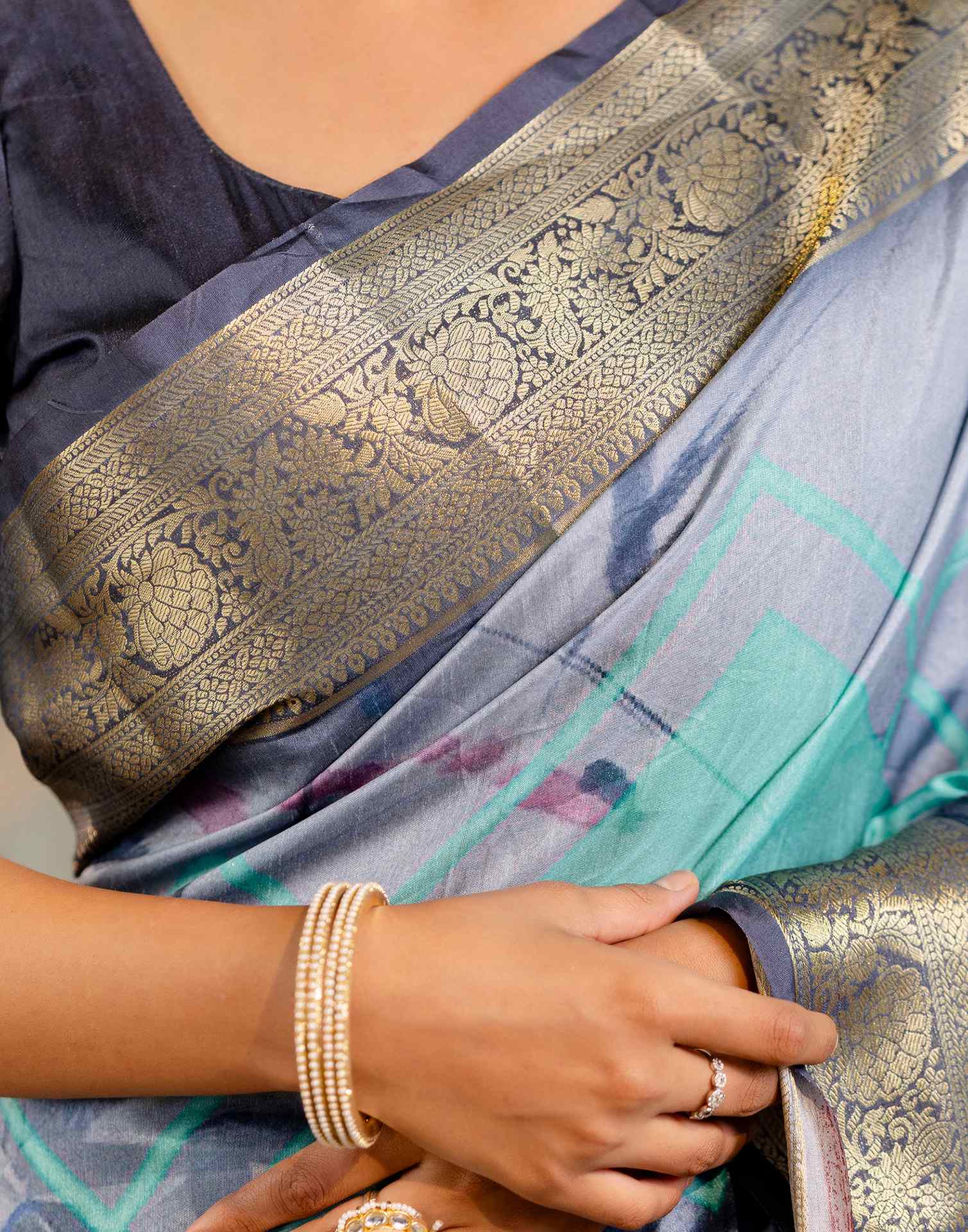Ready To Wear Grey Silk Printed Saree - Image 9