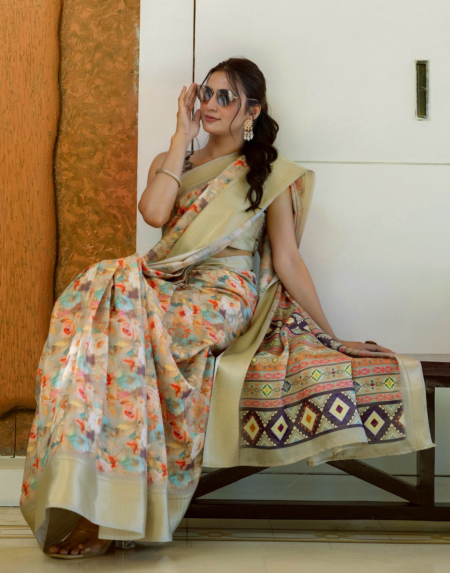Ready To Wear Light Green Dola Silk Woven Border Printed Saree - Image 6