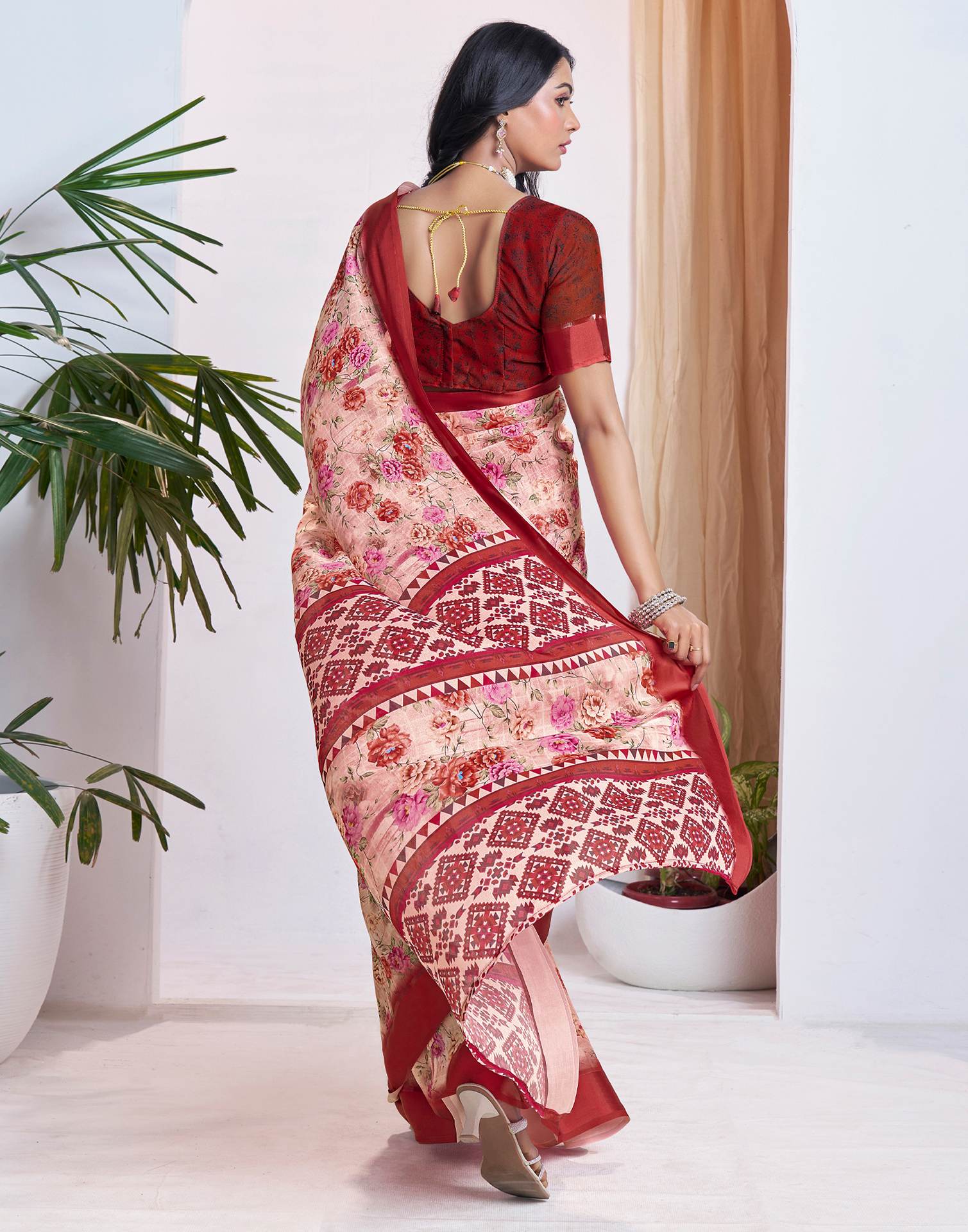 Ready To Wear Light Peach Georgette Floral Printed Saree - Image 5