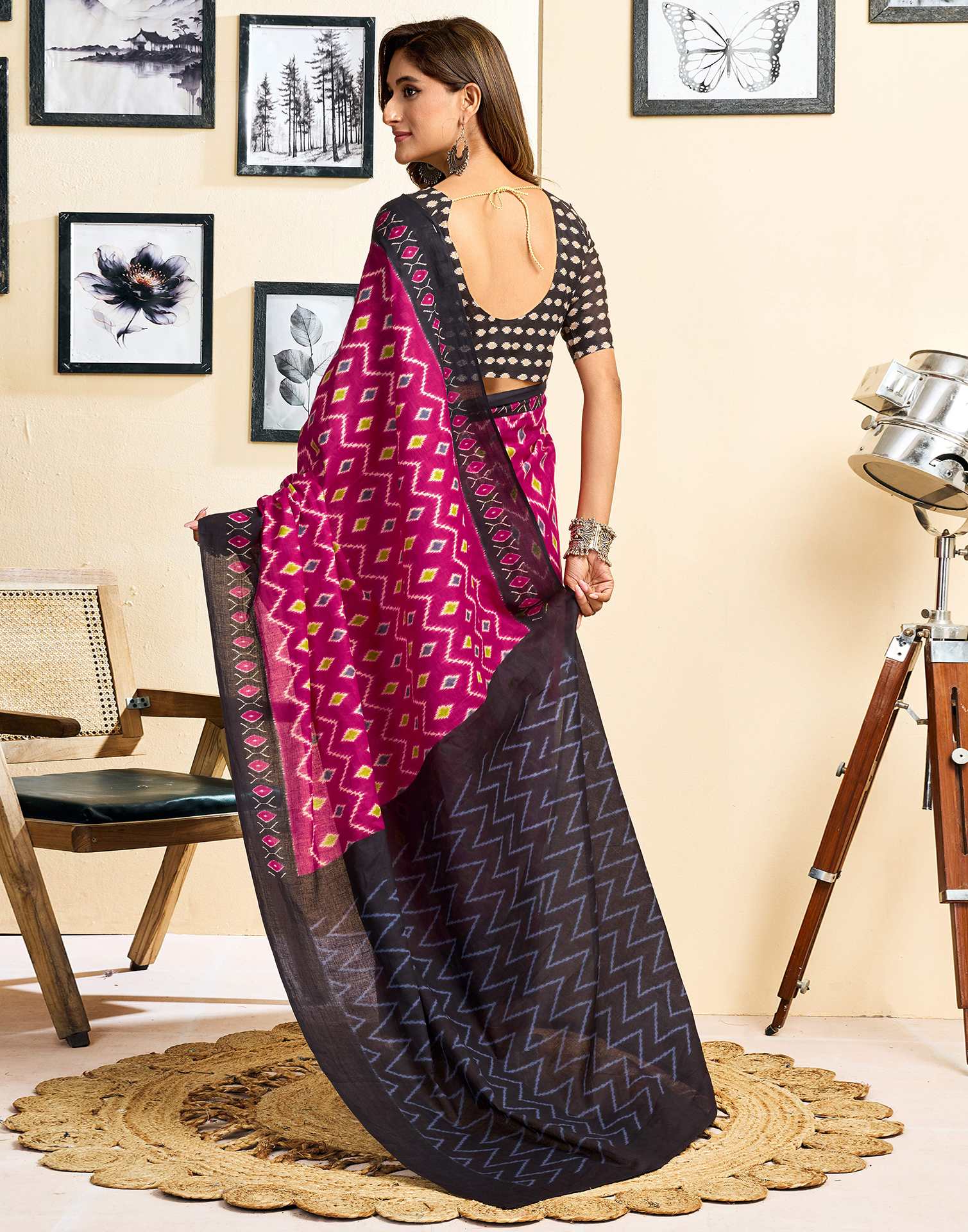 Ready To Wear Magenta Cotton Ikkat Printed Saree - Image 7