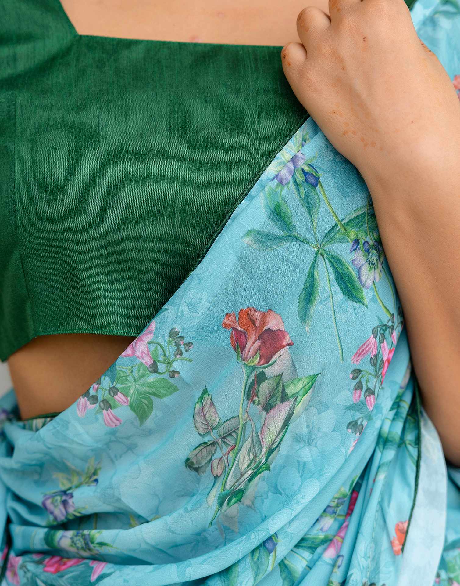 Ready To Wear Multicoloured Georgette Floral Printed Saree - Image 12