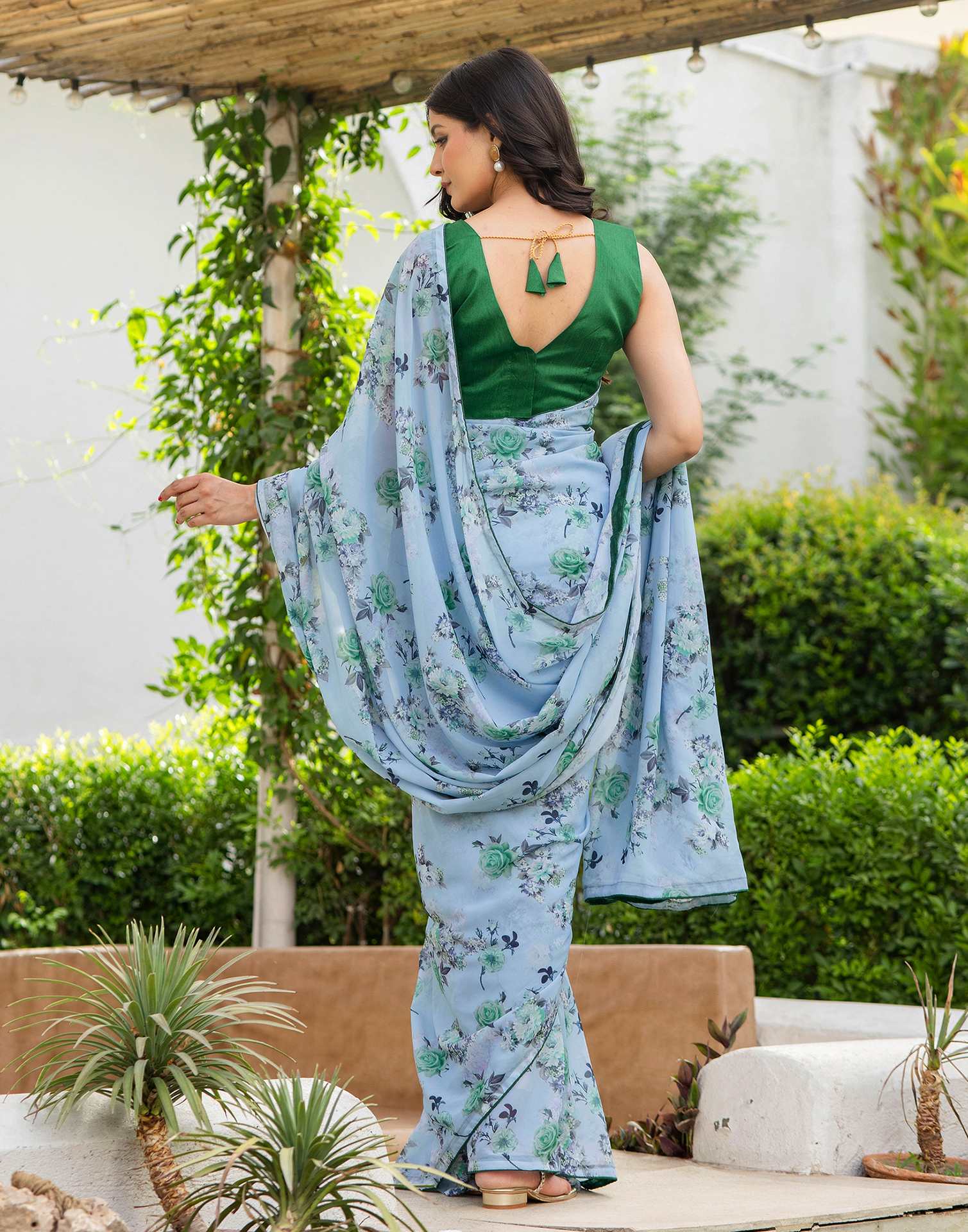 Ready To Wear Multicoloured Georgette Floral Printed Saree - Image 7