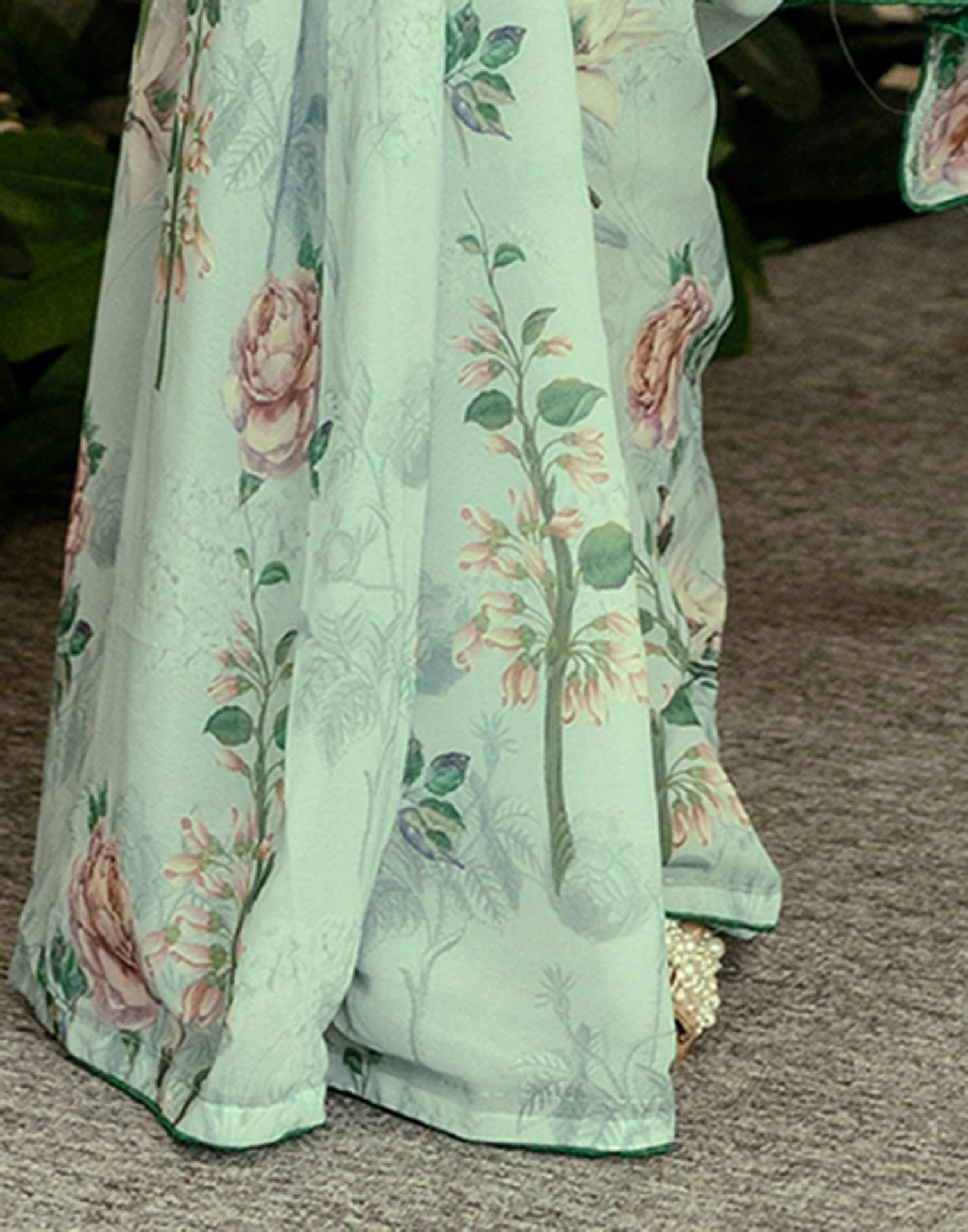 Ready To Wear Multicoloured Georgette Floral Printed Saree - Image 11