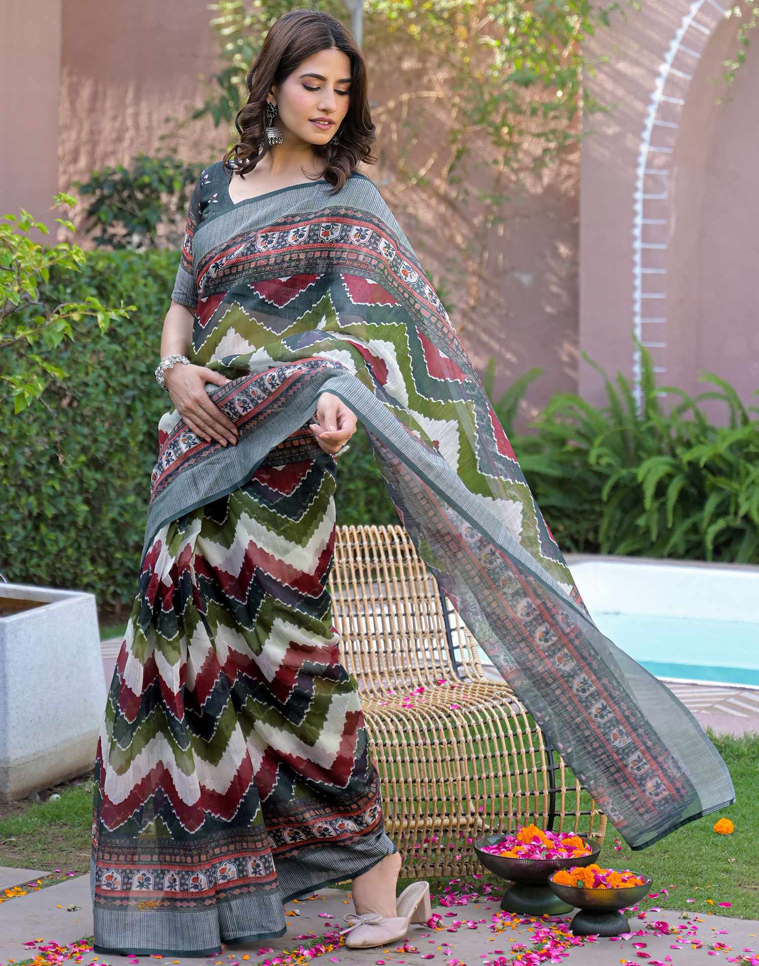Ready To Wear Multicoloured Linen Printed Embroidery Border Saree - Image 8