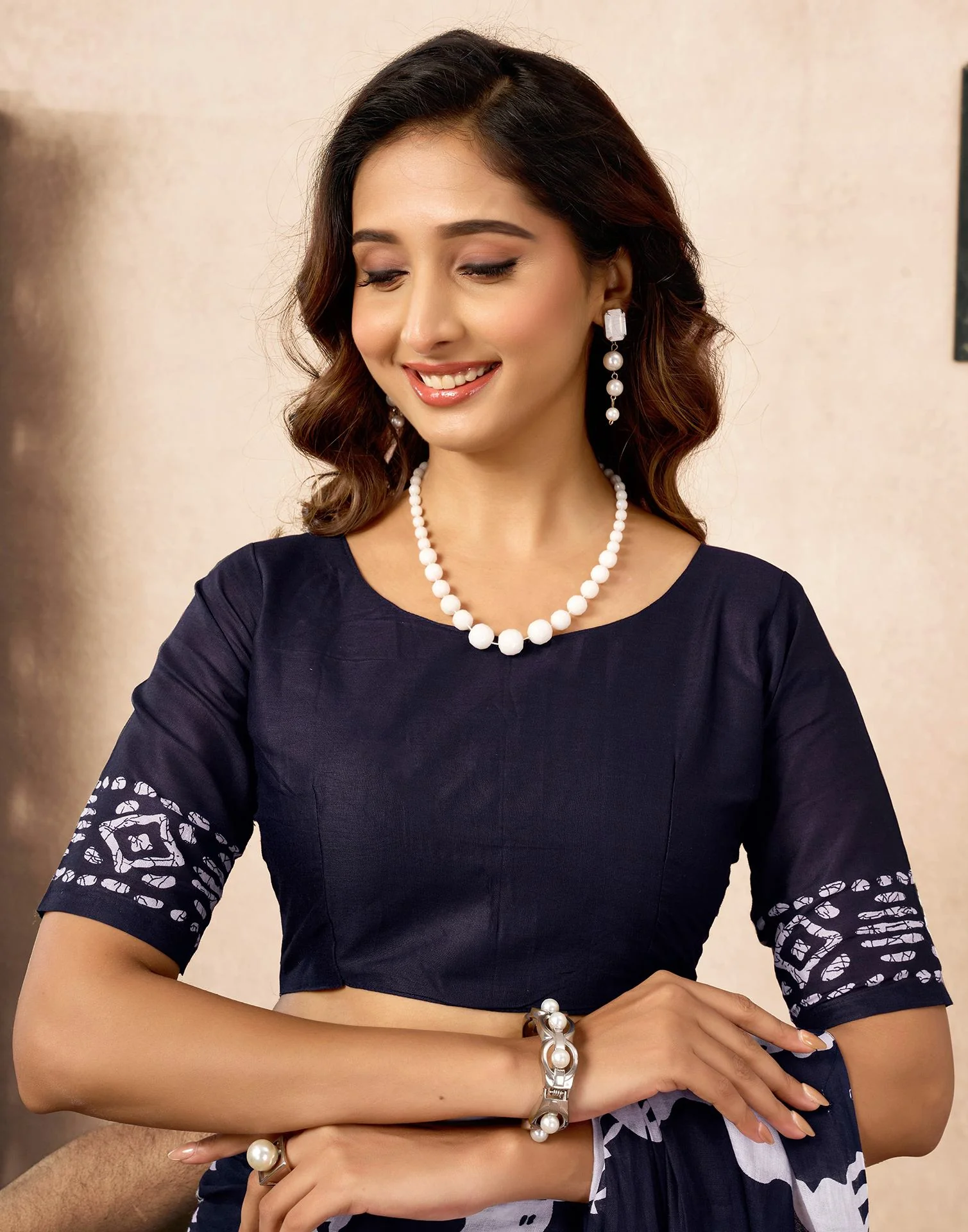 Ready To Wear Navy Blue Cotton Printed Saree With Pocket - Image 11