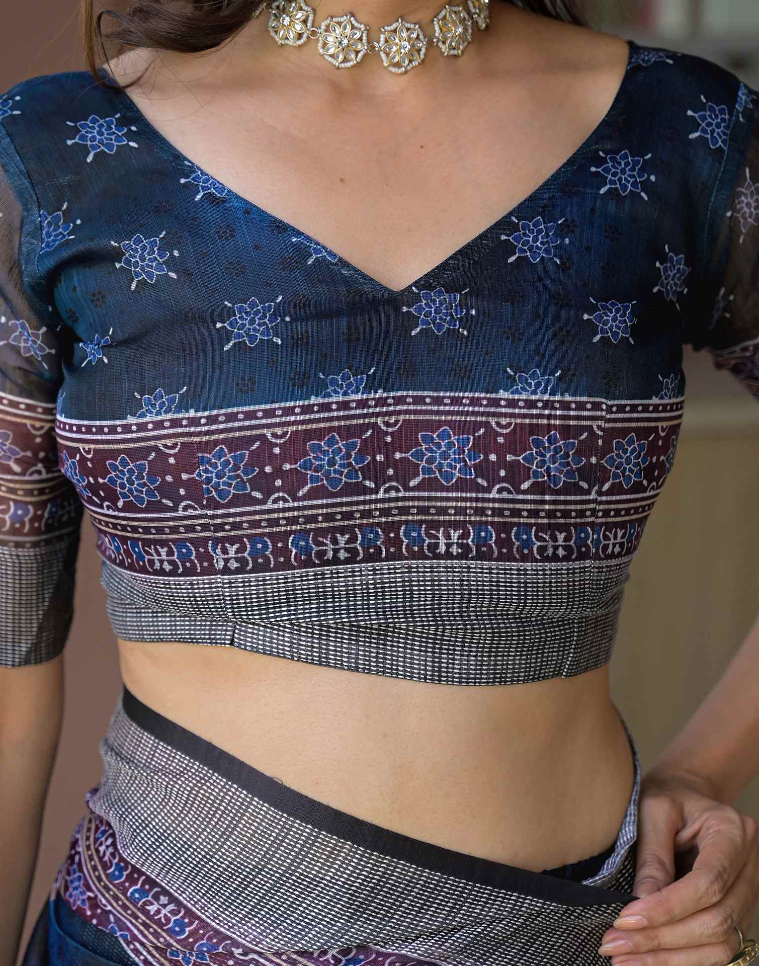 Ready To Wear Navy Blue Linen Printed Embroidery Border Saree - Image 9