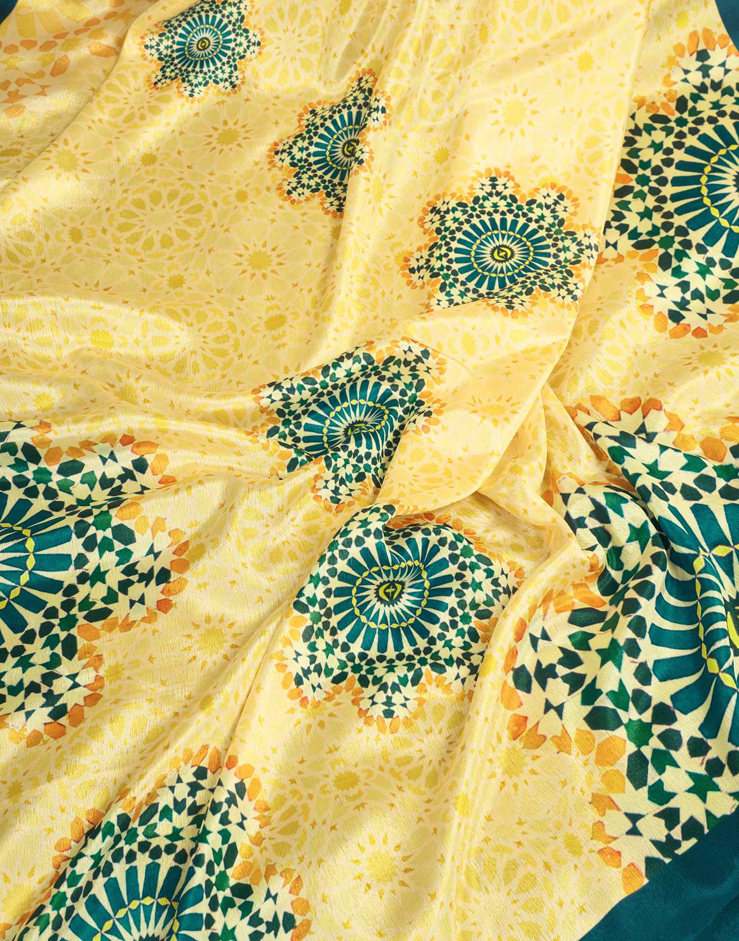 Ready To Wear Light Yellow Chinnon Printed Saree - Image 9