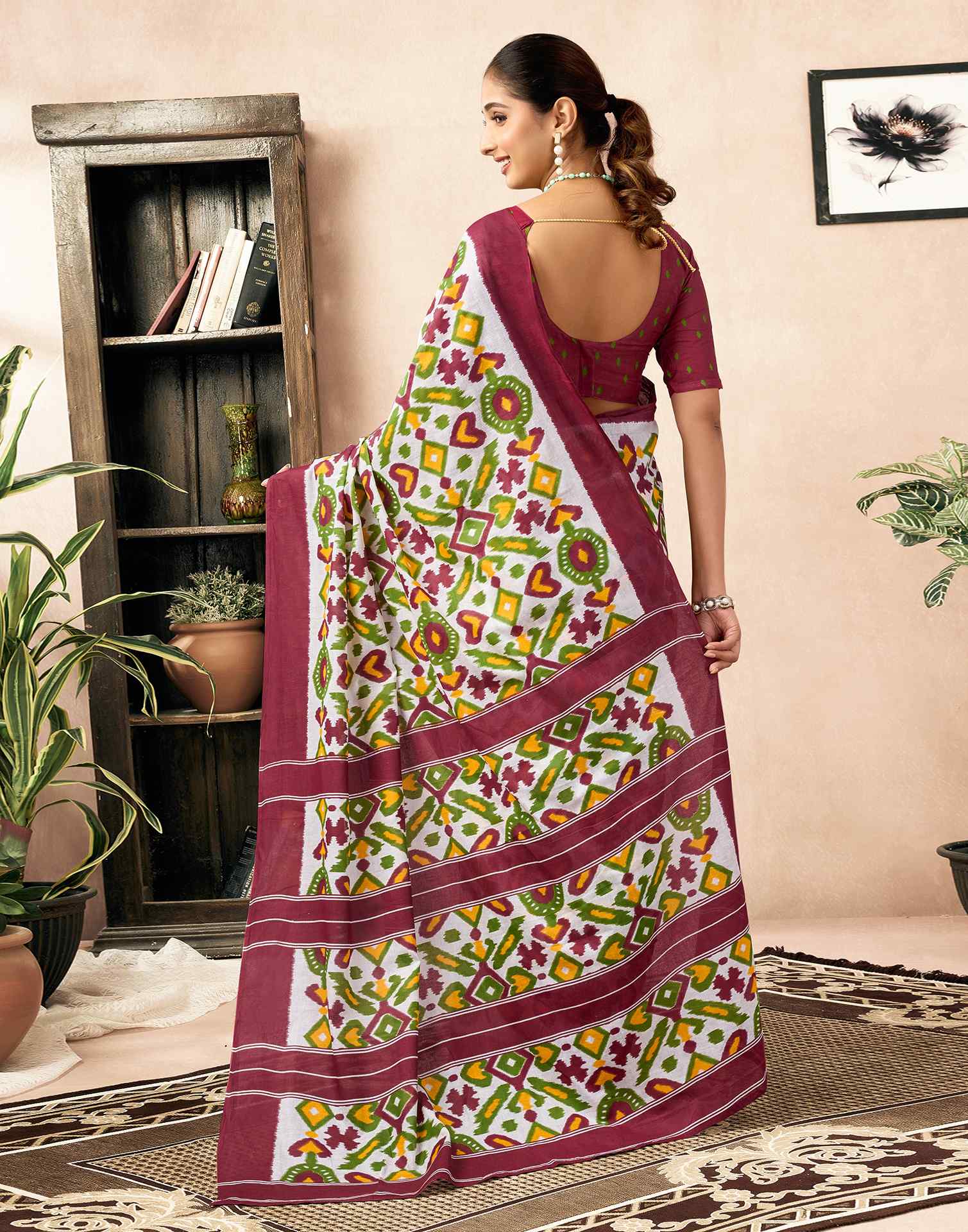 Ready To Wear Off White Cotton Ikkat Printed Saree - Image 6