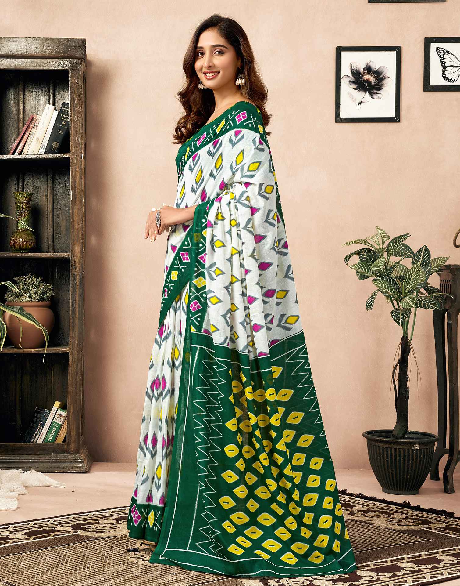 Ready To Wear Off White Cotton Ikkat Printed Saree - Image 4