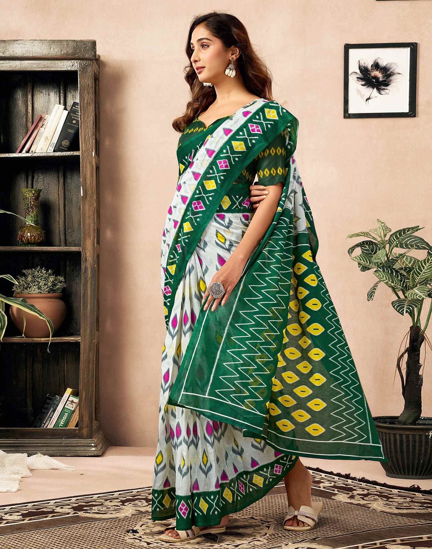 Ready To Wear Off White Cotton Ikkat Printed Saree - Image 5