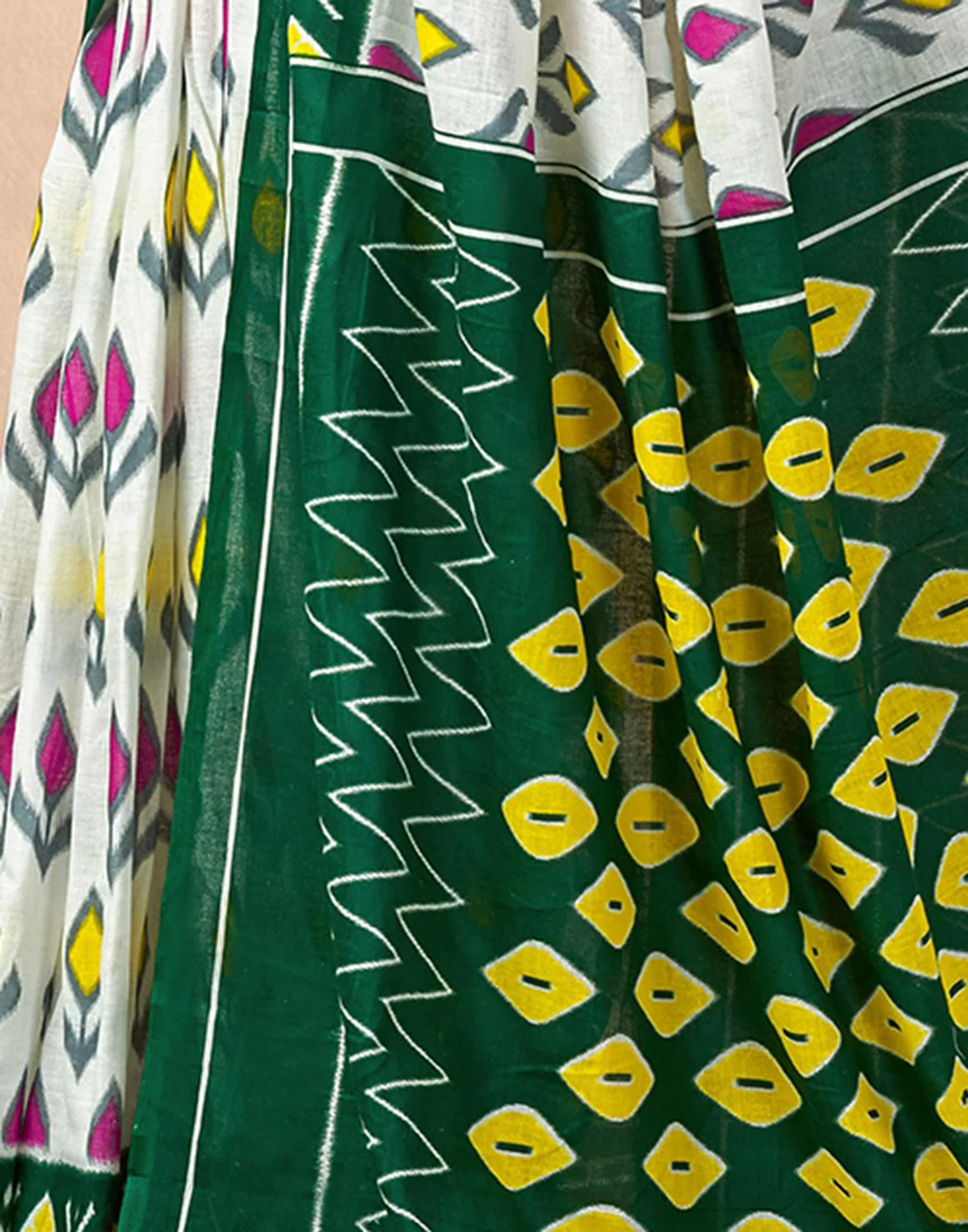 Ready To Wear Off White Cotton Ikkat Printed Saree - Image 7