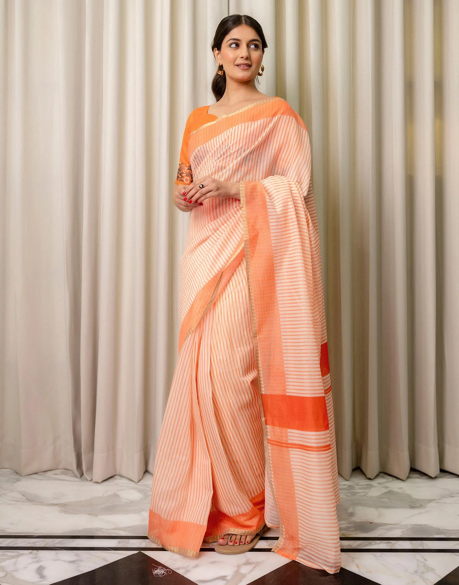 Ready To Wear Off White Linen Printed Saree - Image 6