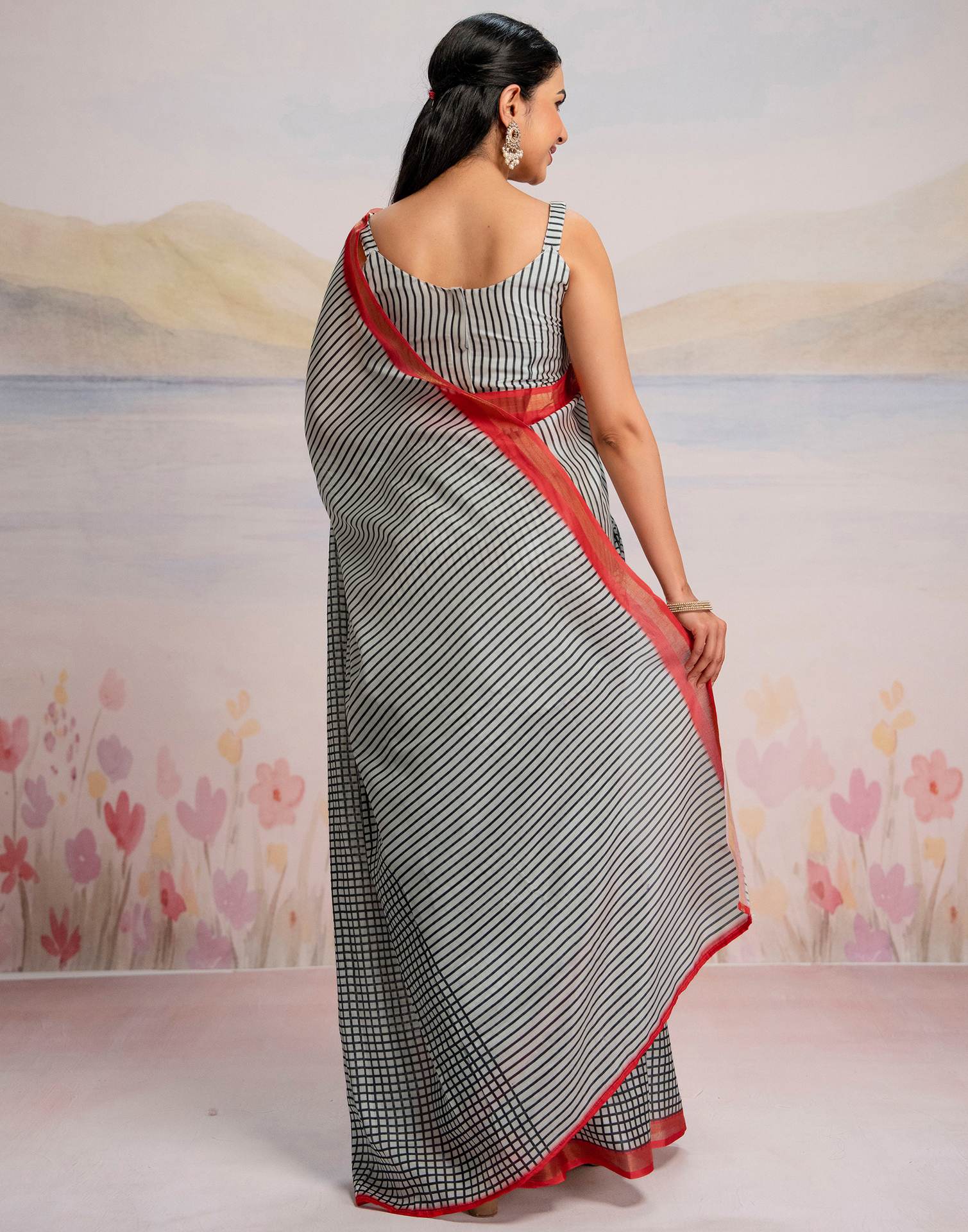 Ready To Wear Off White Silk Printed Saree - Image 7