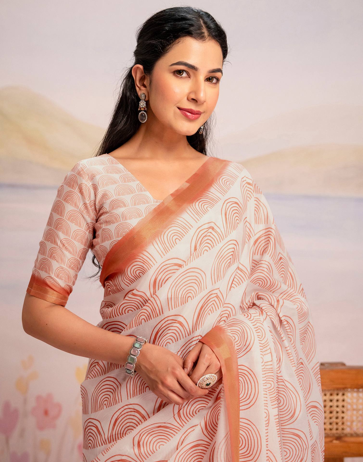 Ready To Wear Off White Silk Printed Saree - Image 4