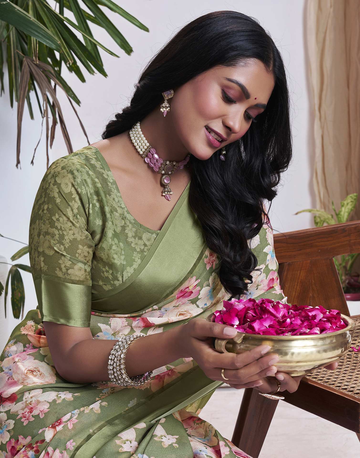 Ready To Wear Olive Green Georgette Floral Printed Saree - Image 4