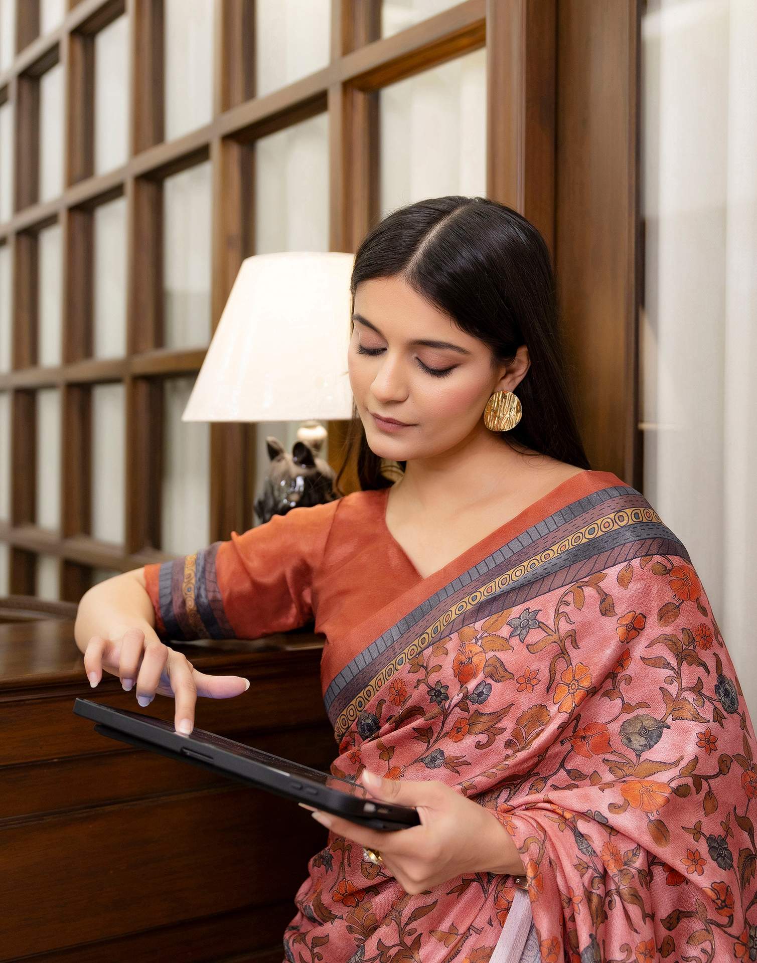 Ready To Wear Peach Chinnon Printed Saree - Image 9