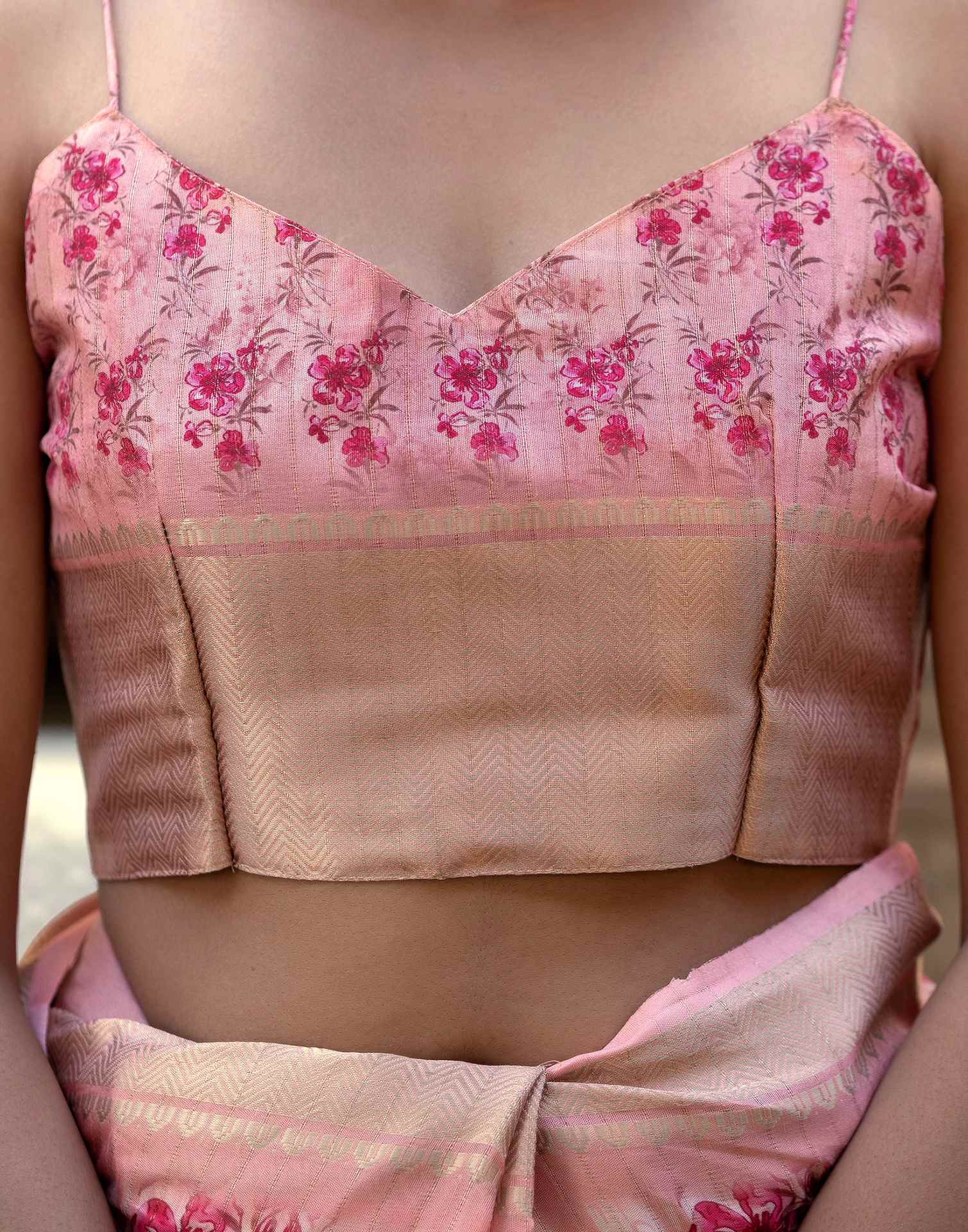 Ready To Wear Peach Dola Silk Woven Border Floral Printed Saree - Image 13