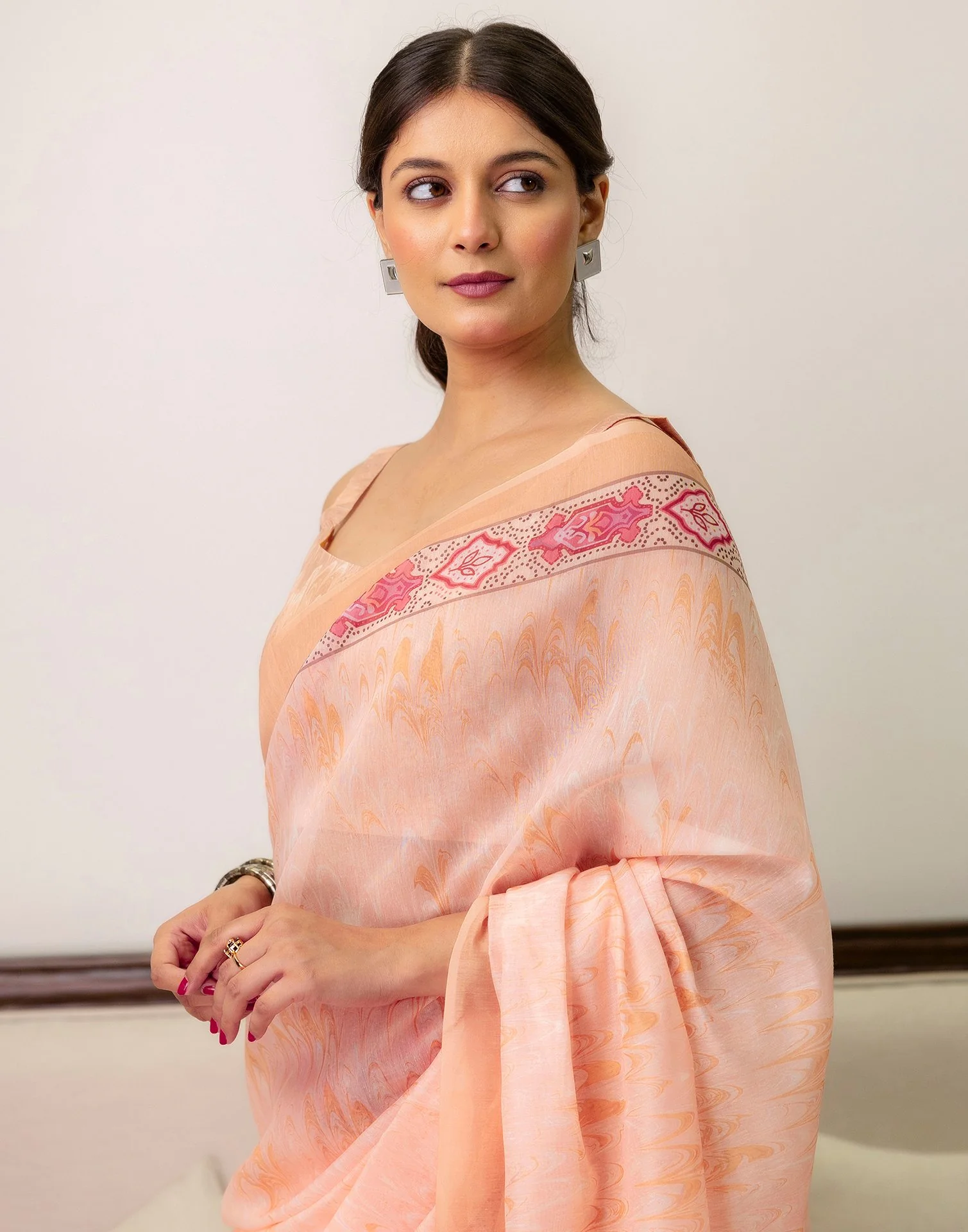 Ready To Wear Peach Linen Printed Saree - Image 4