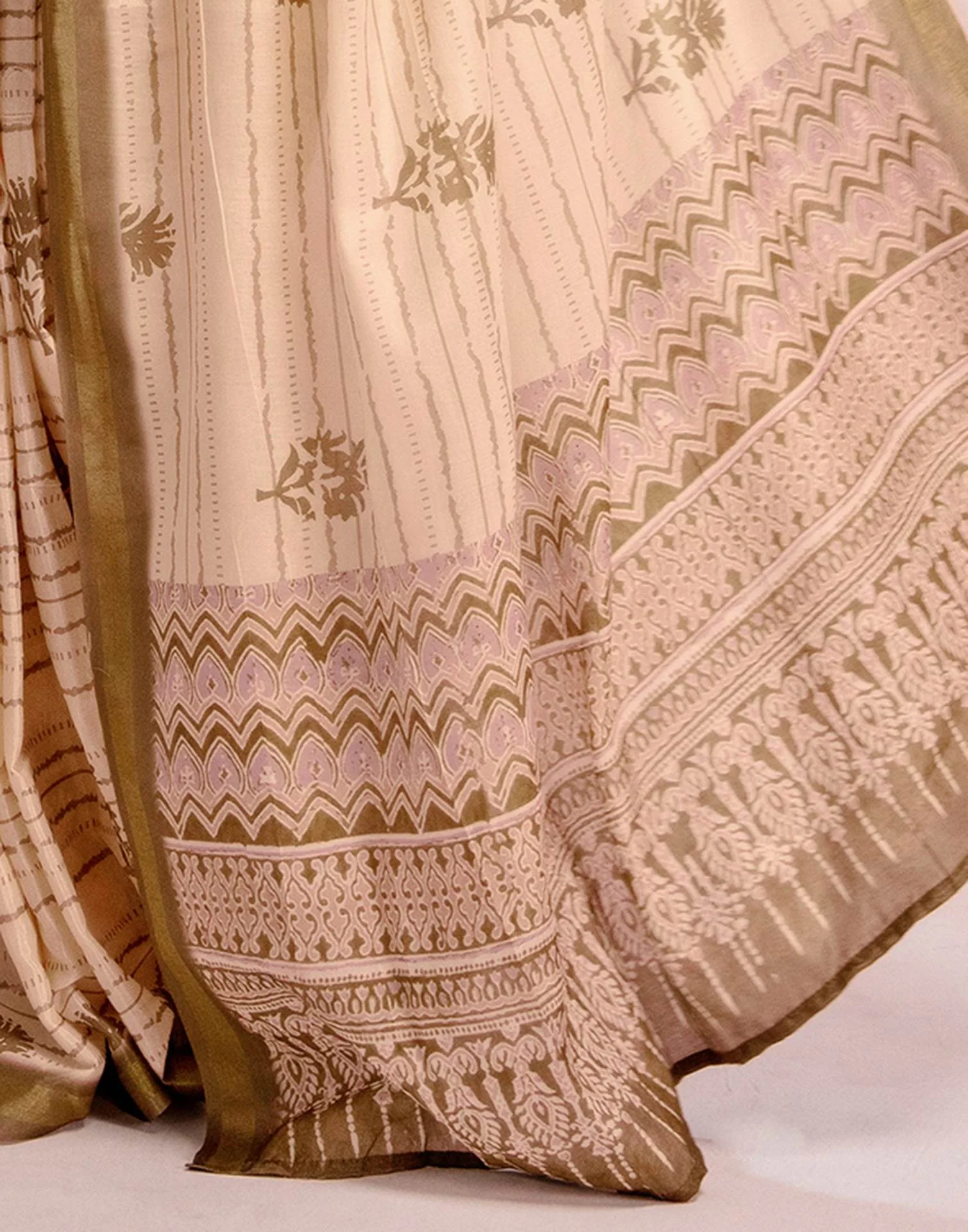 Ready To Wear Peach Silk Printed Saree - Image 12