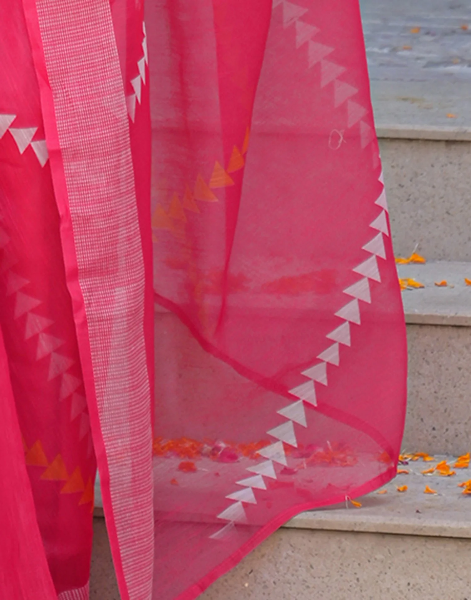 Ready To Wear Pink Linen Printed Embroidery Border Saree - Image 10