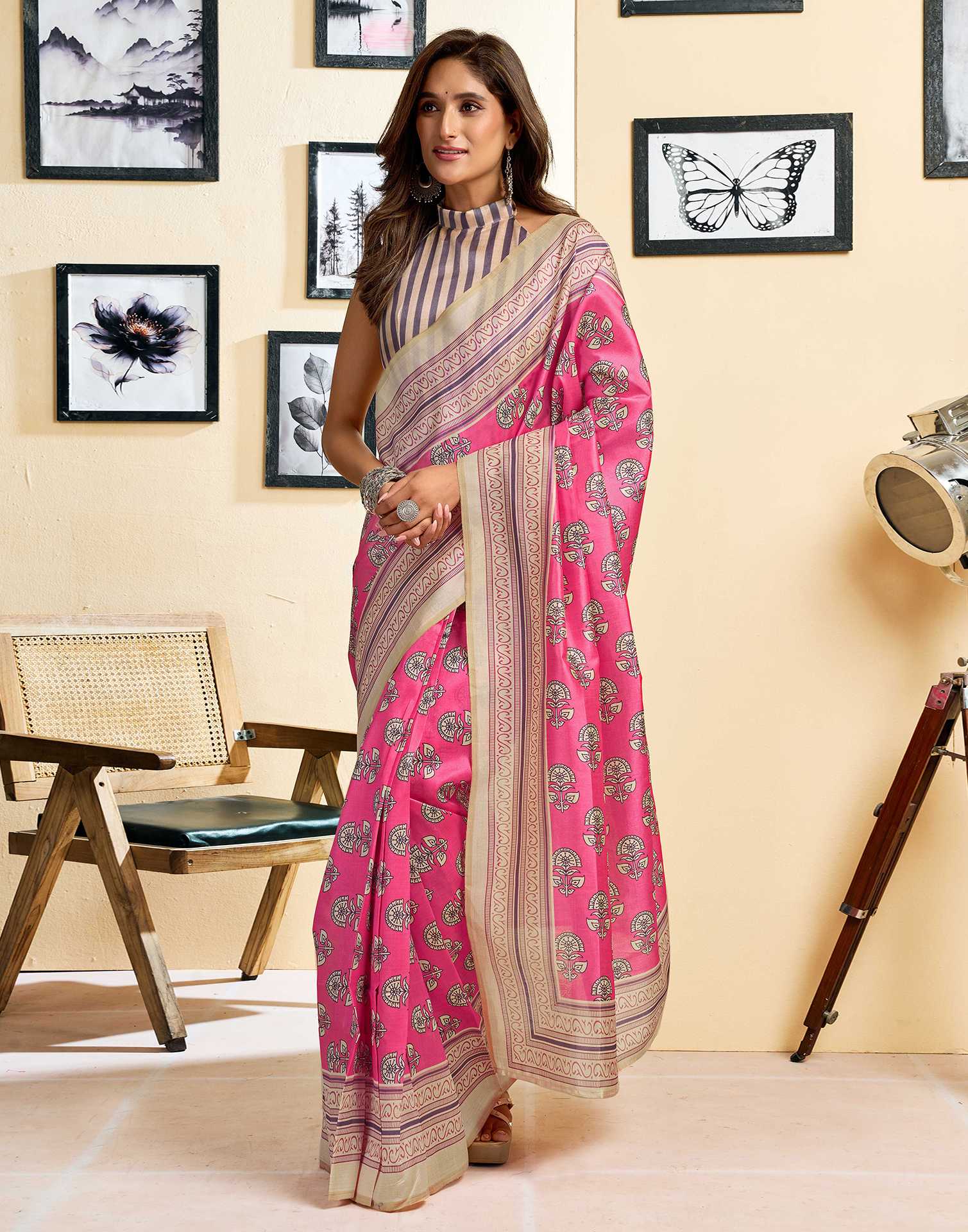 Ready To Wear Pink Silk Printed Saree - Image 5