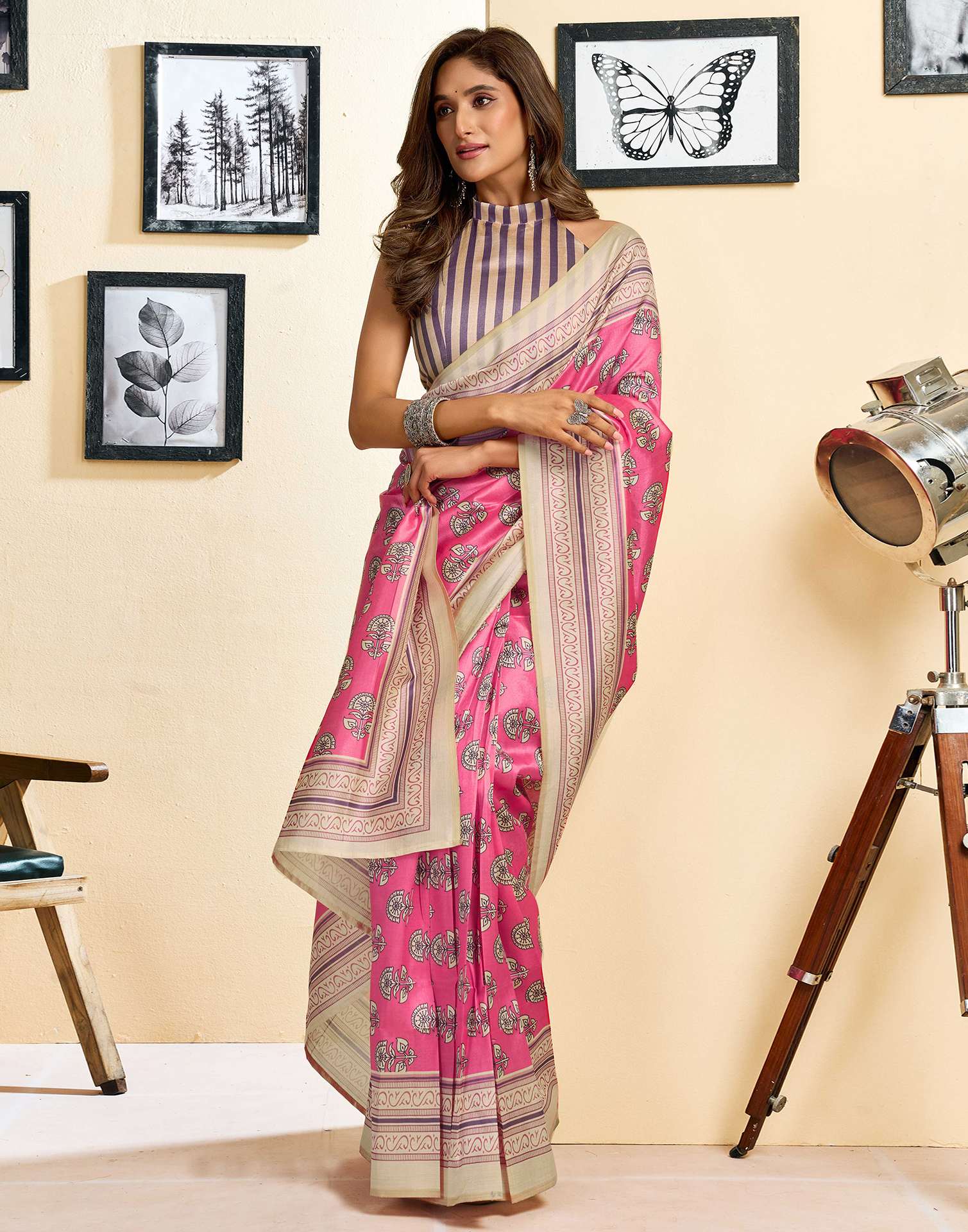 Ready To Wear Pink Silk Printed Saree - Image 7