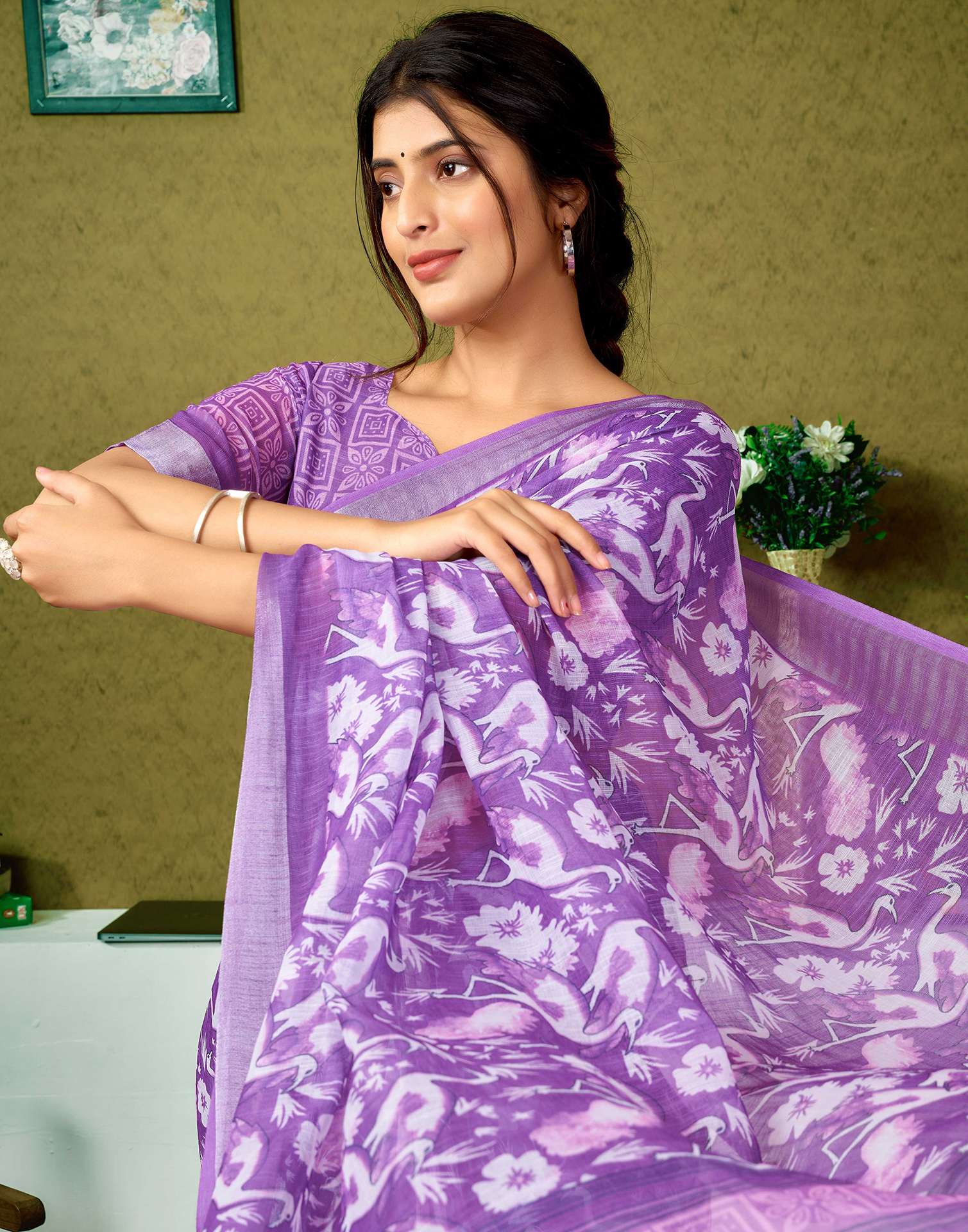 Ready To Wear Purple Printed Linen Saree - Image 4