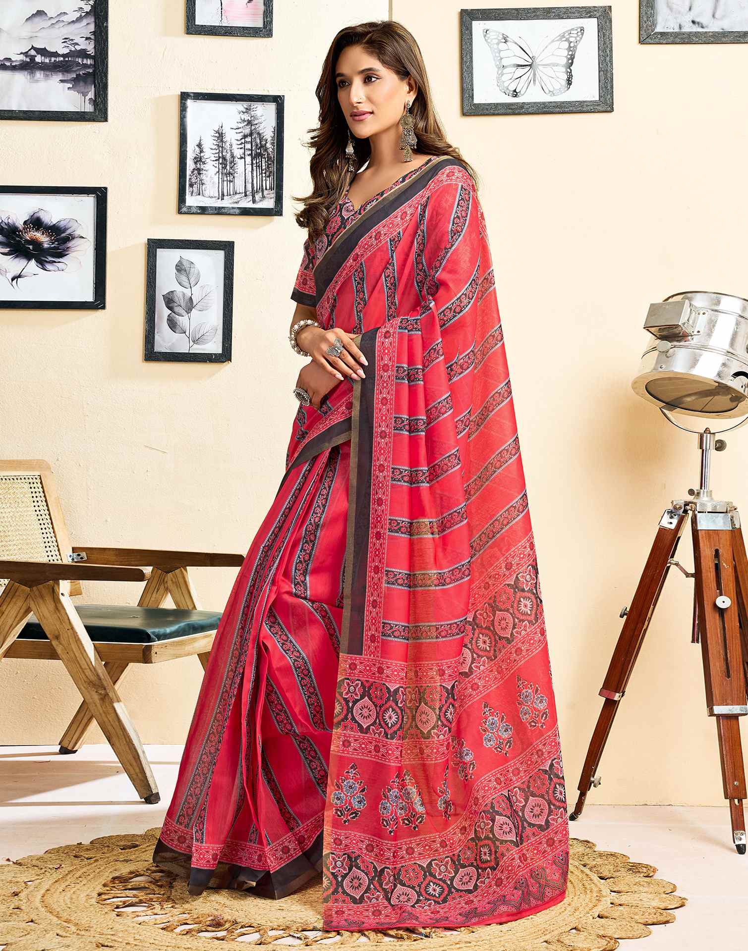 Ready To Wear Red Linen Printed Saree - Image 5