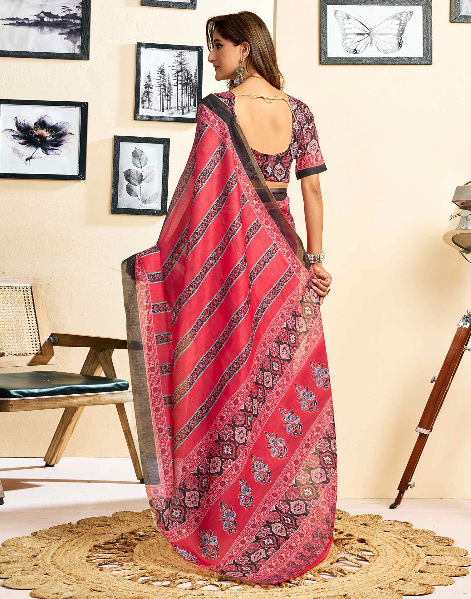 Ready To Wear Red Linen Printed Saree - Image 7