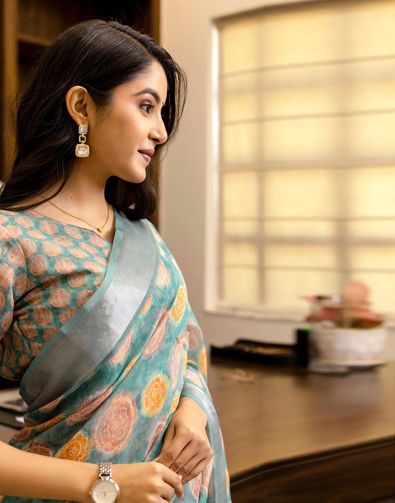 Ready To Wear Teal Blue Linen Printed Saree - Image 6