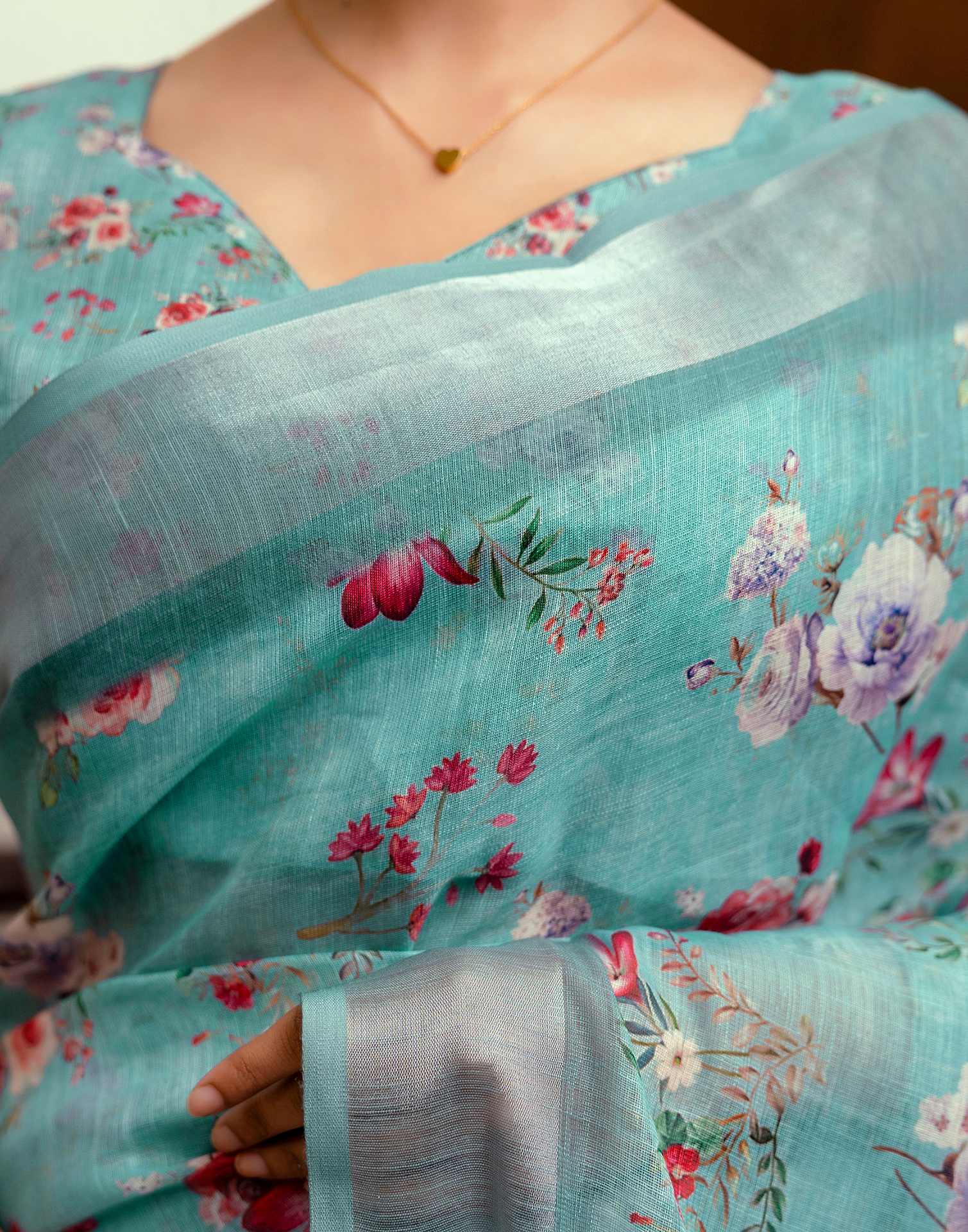 Ready To Wear Turquoise Linen Woven Border Floral Printed Saree - Image 10