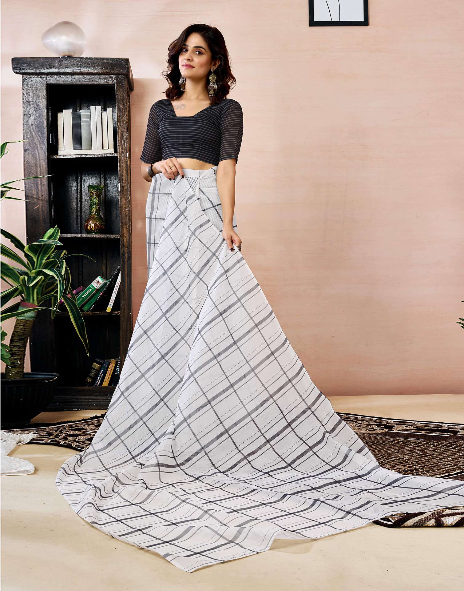 Ready to Wear White Chanderi Printed Saree - Image 8