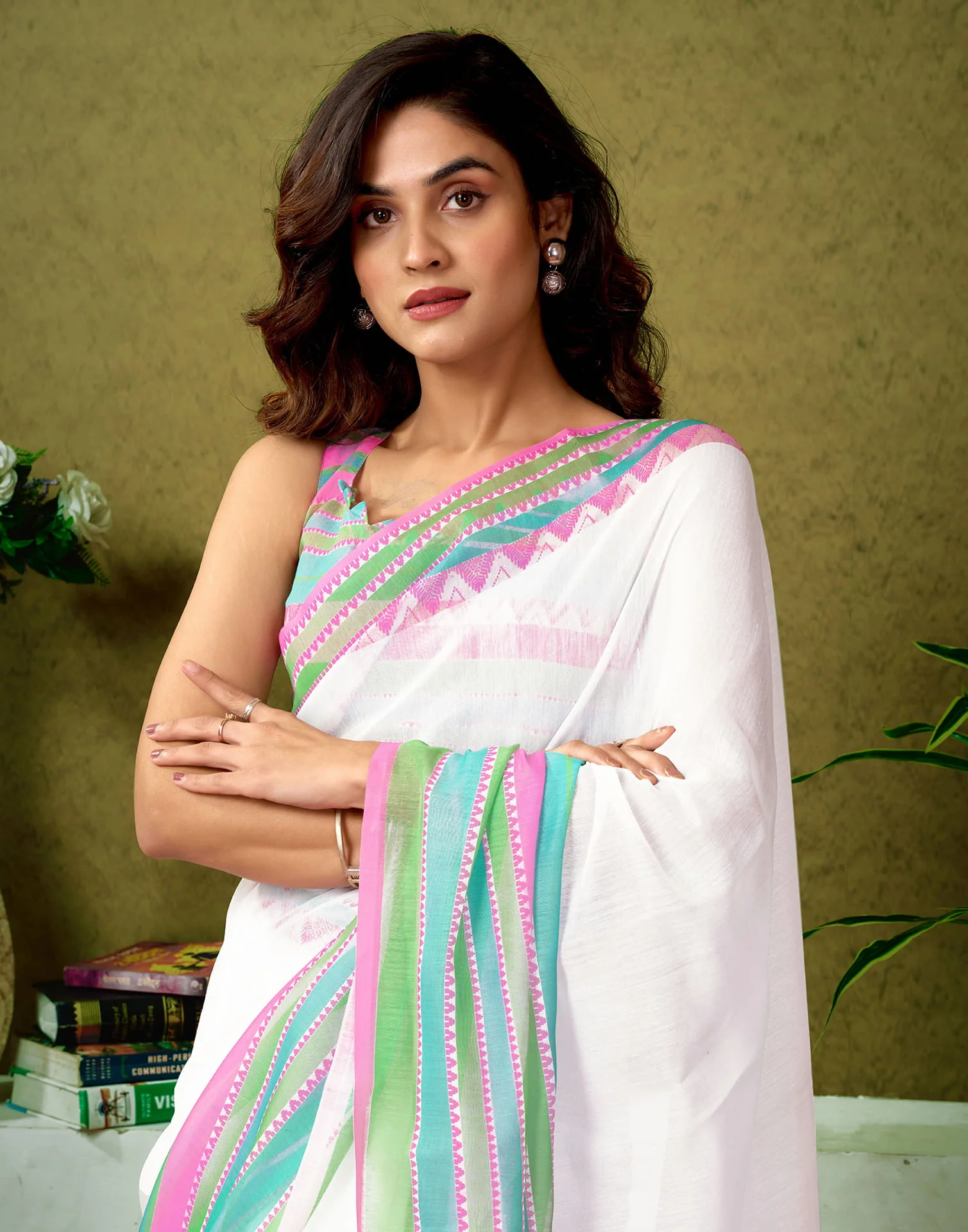 Ready To Wear White Cotton Printed Saree - Image 5