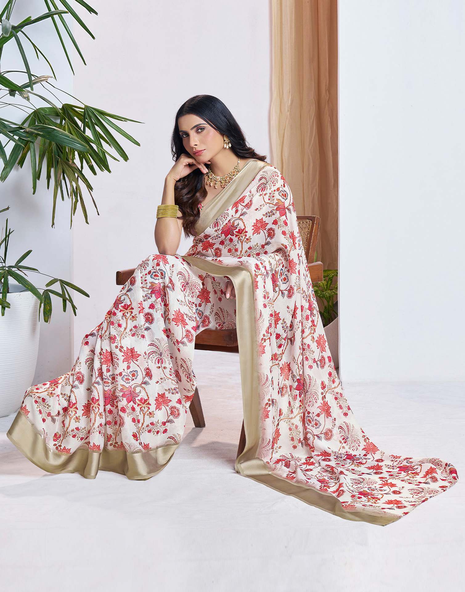 Ready To Wear White Georgette Floral Printed Saree - Image 6