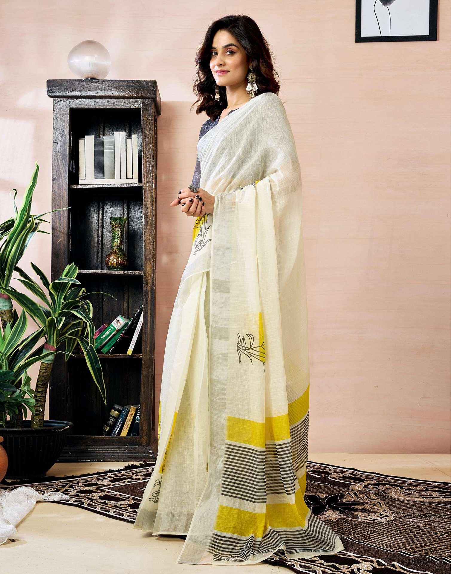 Ready to Wear White Linen Floral Printed Saree - Image 5