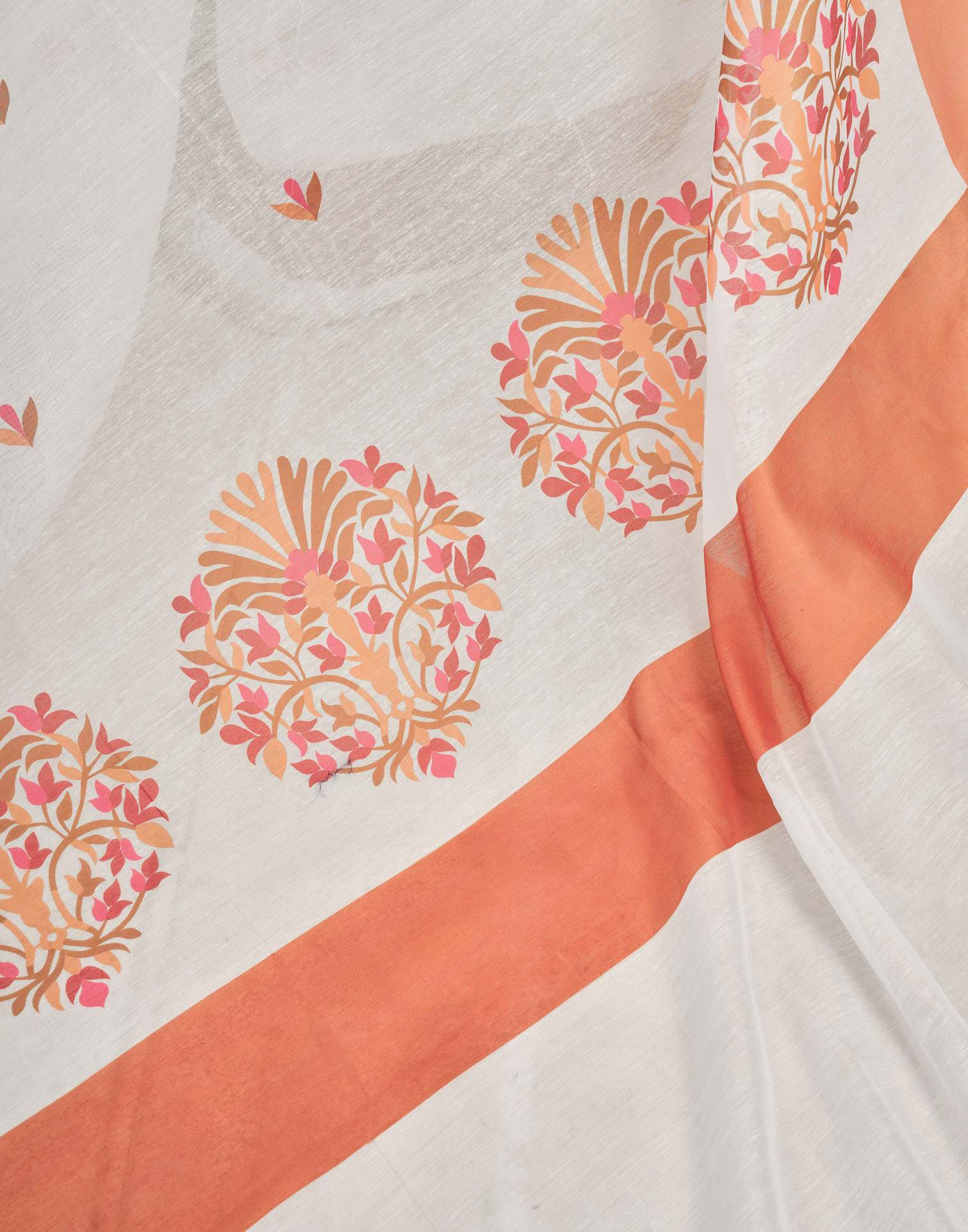 Ready To Wear White Linen Printed Saree - Image 10