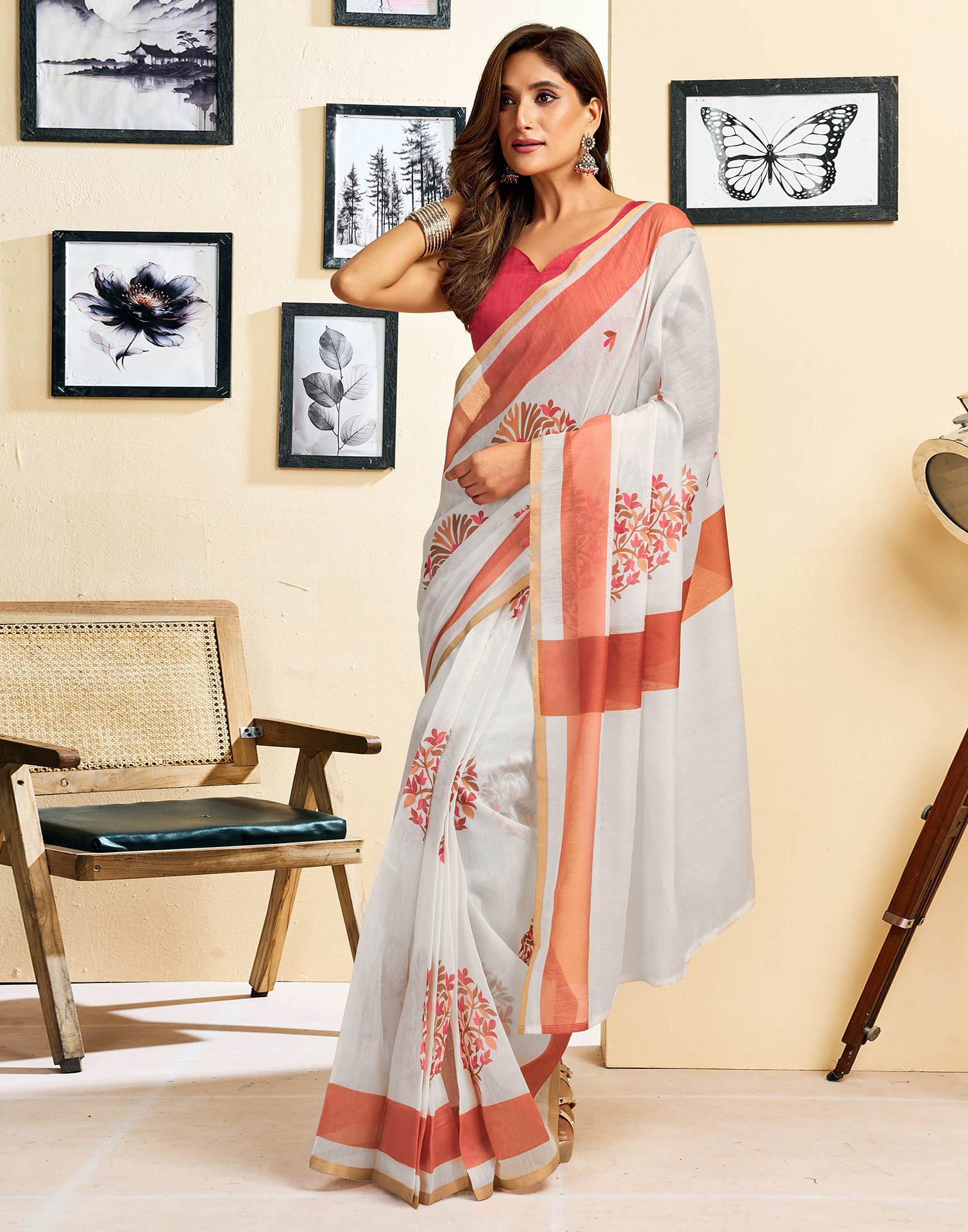 Ready To Wear White Linen Printed Saree - Image 6