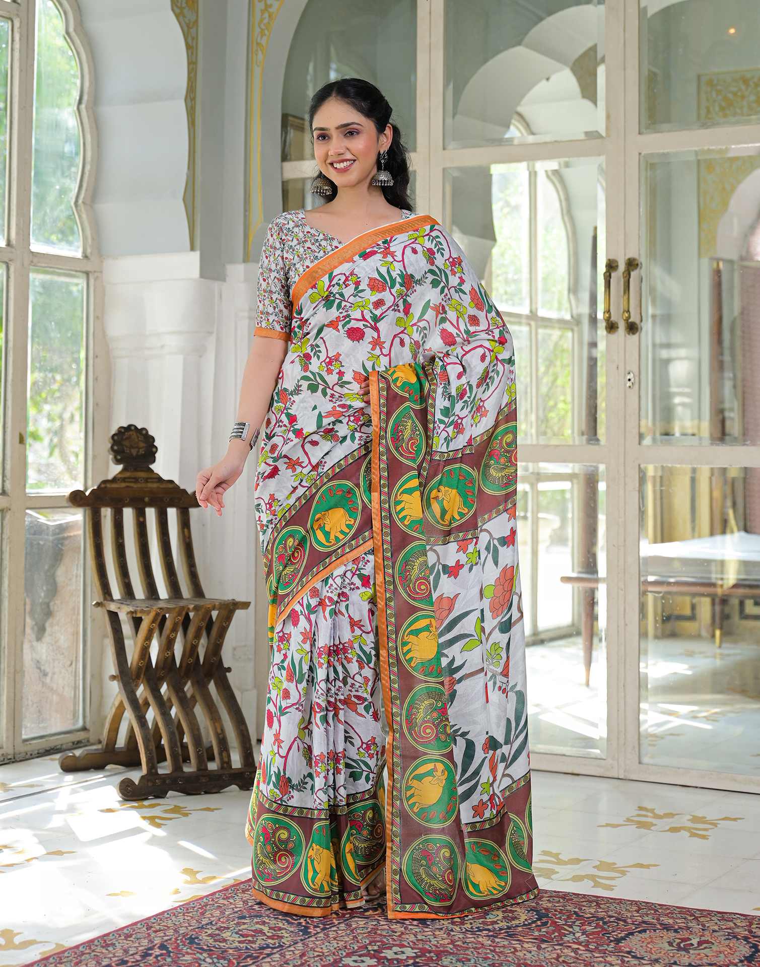Ready To Wear White Silk Printed Saree - Image 3