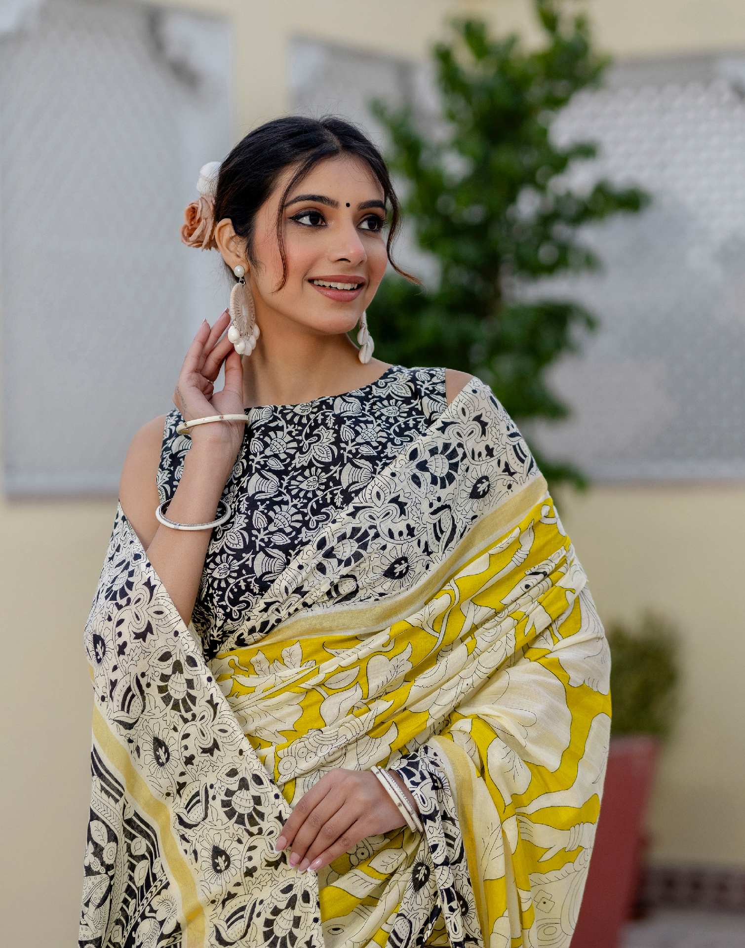 Ready To Wear Yellow Cotton Printed Saree - Image 13
