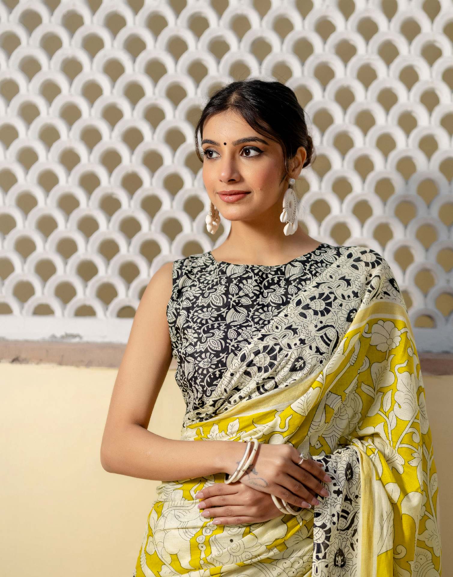Ready To Wear Yellow Cotton Printed Saree - Image 14