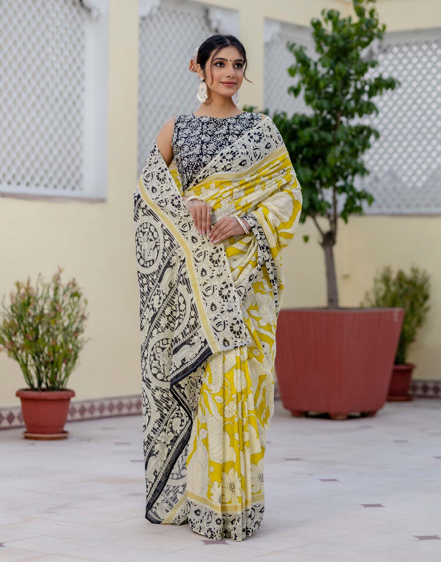 Ready To Wear Yellow Cotton Printed Saree - Image 8