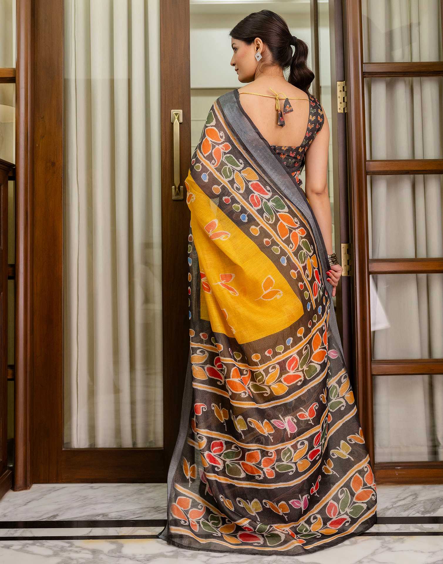 Ready To Wear Yellow Cotton Printed Saree - Image 7