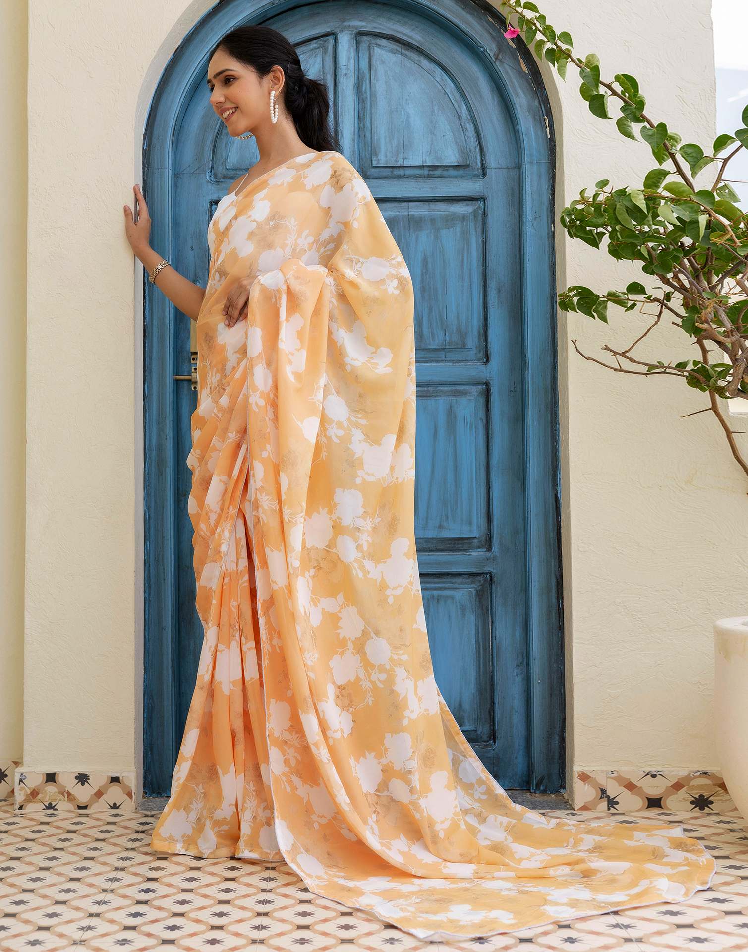 Ready To Wear Yellow Georgette Printed Saree - Image 5