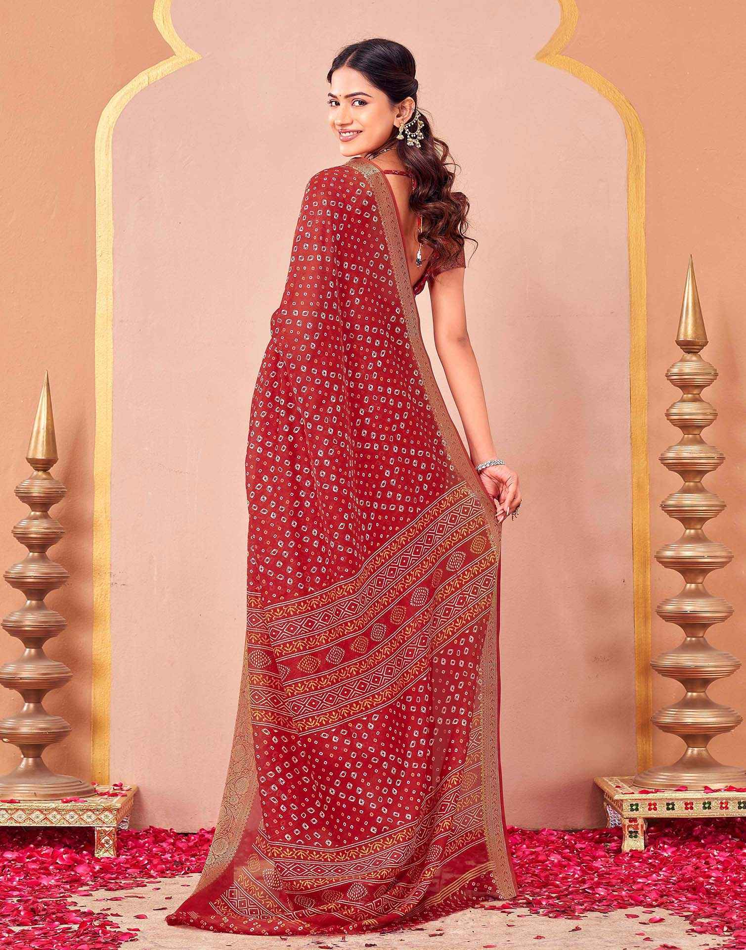 Red Georgette Bandhani Printed Saree - Image 6