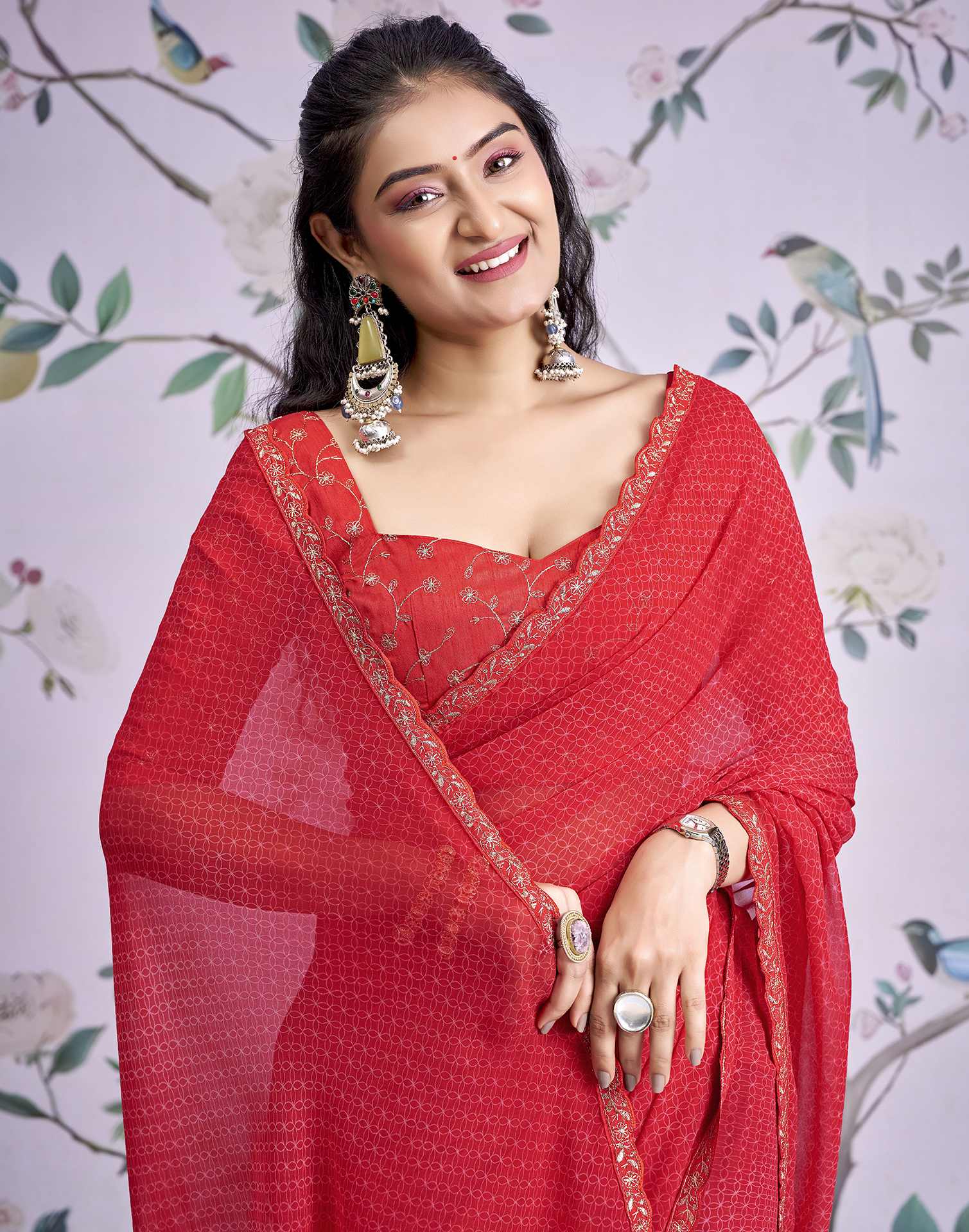 Red Georgette Printed Lace Saree - Image 2