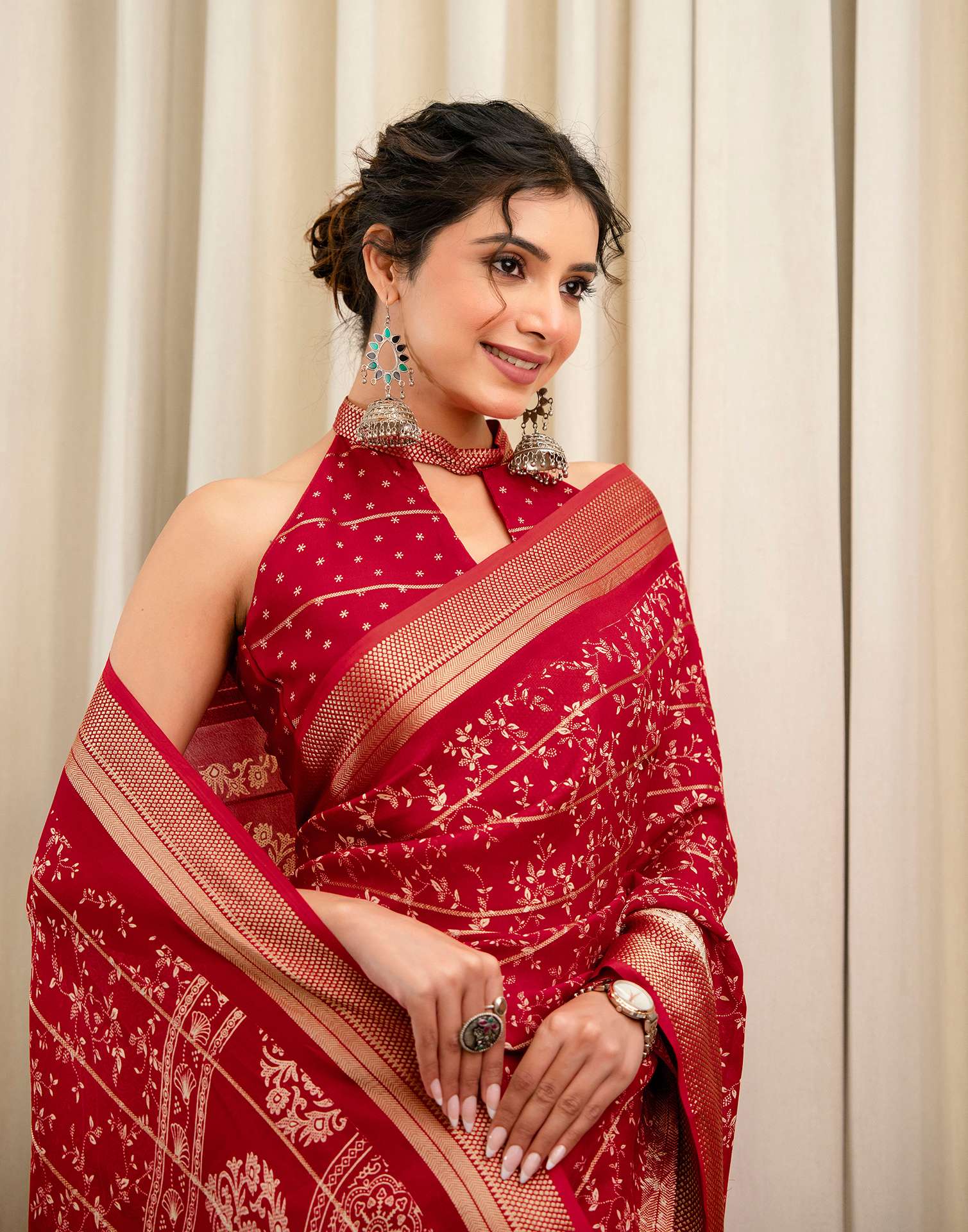 Red Georgette Printed Zari Stripe SareeĀ - Image 4