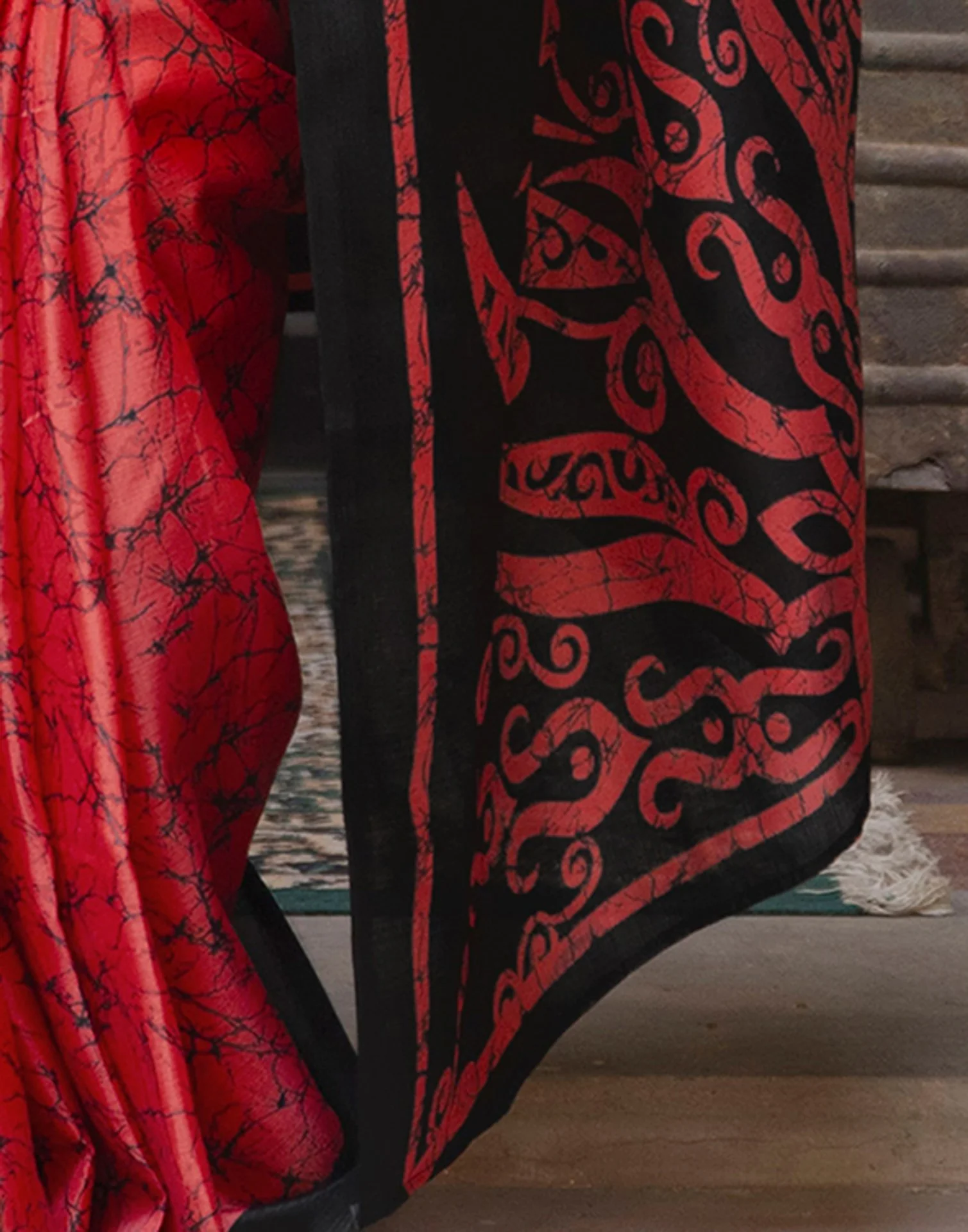 Red Khadi Abstract Printed Saree - Image 10